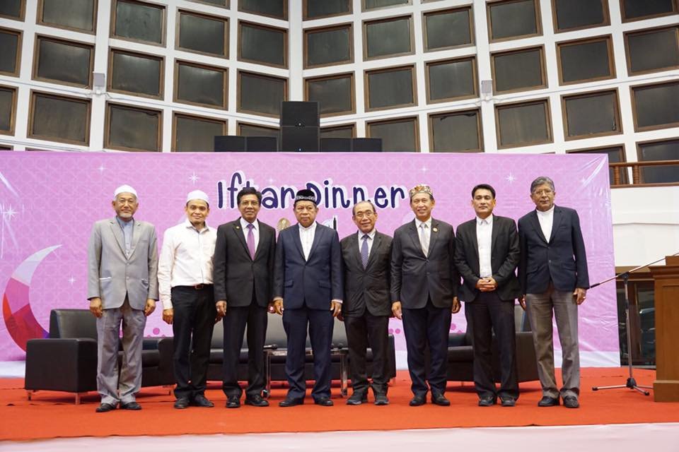 ผอ.สถาบันฯ ร่วมงาน “รอมฎอนสัมพันธ์ชาวจุฬาฯ เชื่อมสัมพันธ์สู่พี่น้องต่างมหา’ลัย "  ผอ.สถาบันฯ ร่วมงาน “รอมฎอนสัมพันธ์ชาวจุฬาฯ เชื่อมสัมพันธ์สู่พี่น้องต่างมหา’ลัย "