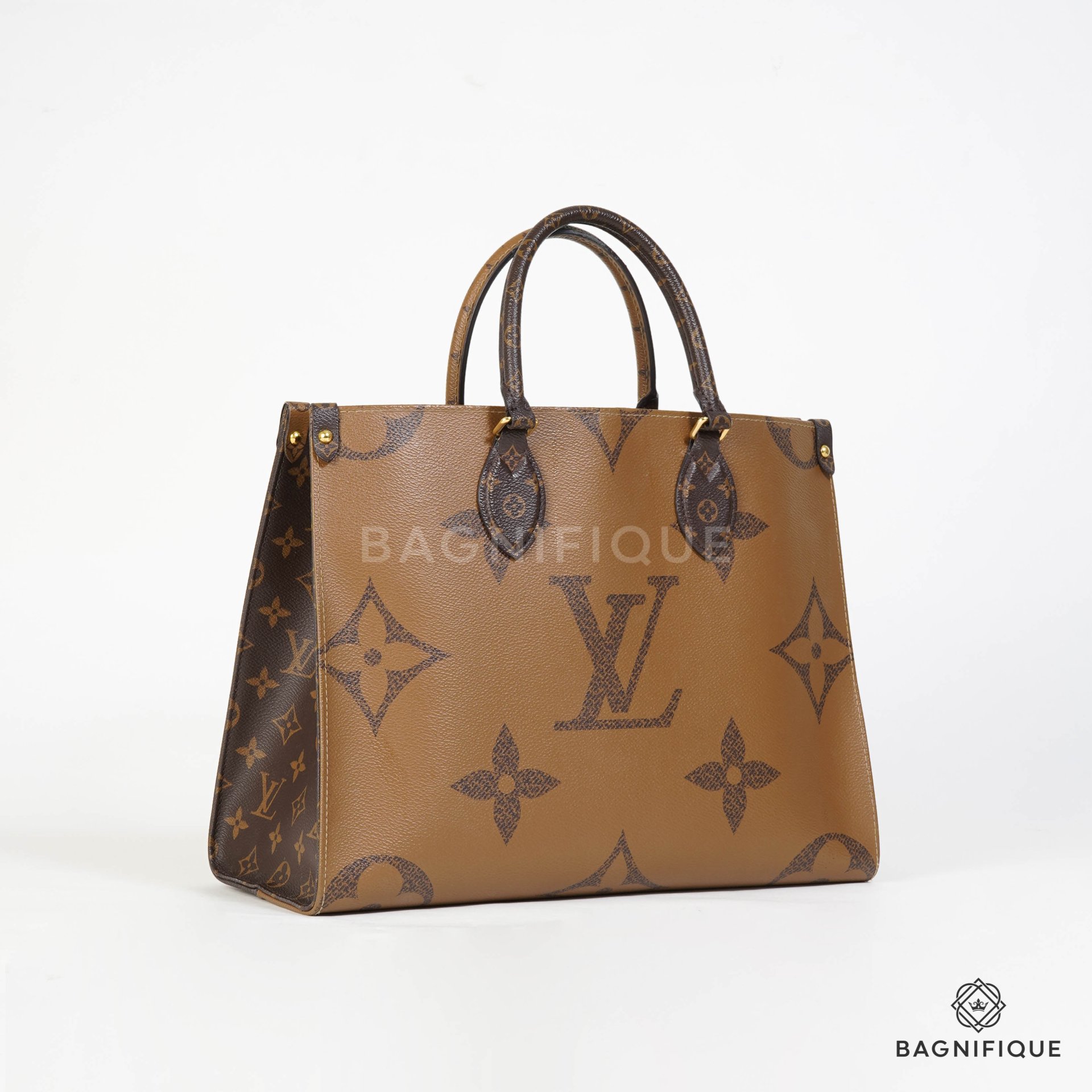 Lv on the on sale go reverse monogram