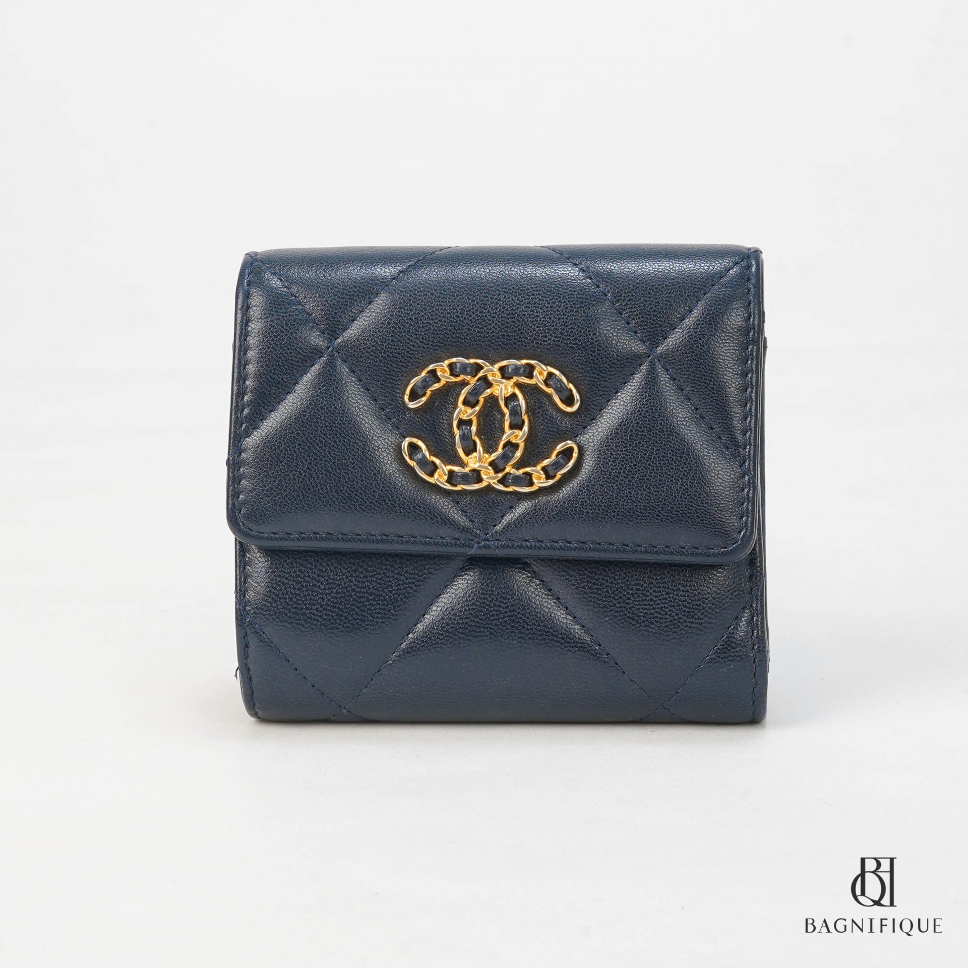 CHANEL TRIFOLD WALLET 19 SHORT BLUE NAVY GHW