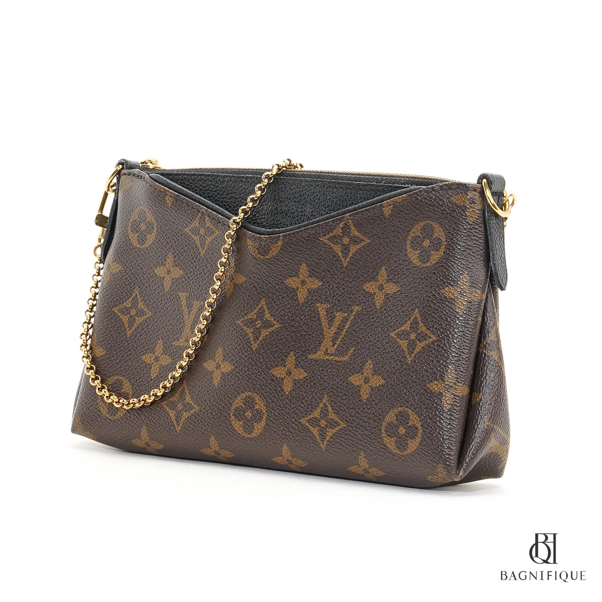 Lv monogram on sale pallas clutch
