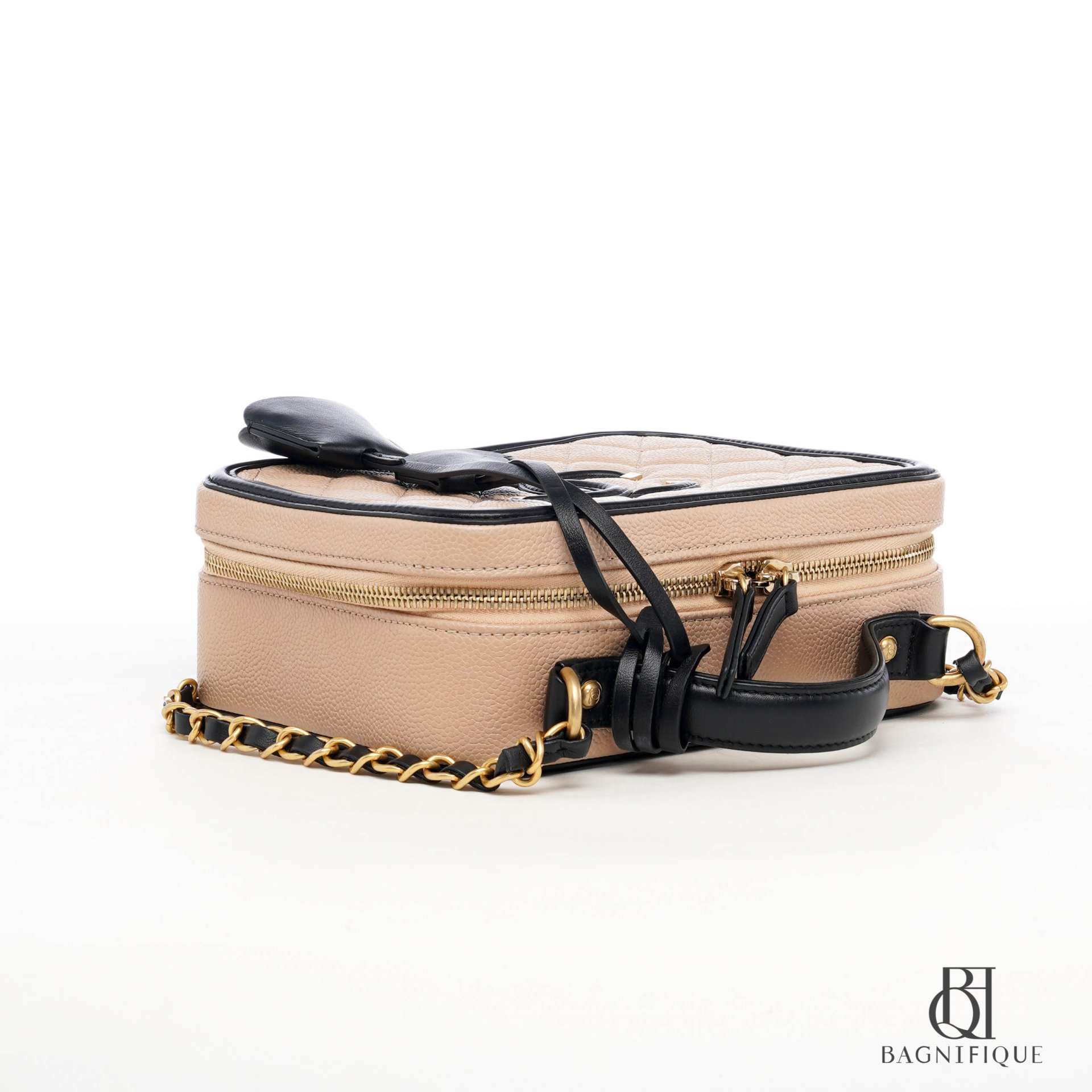 CHANEL VANITY BAG 8.5 BEIGE BLACK CAVIAR GHW bagnifiquethailand