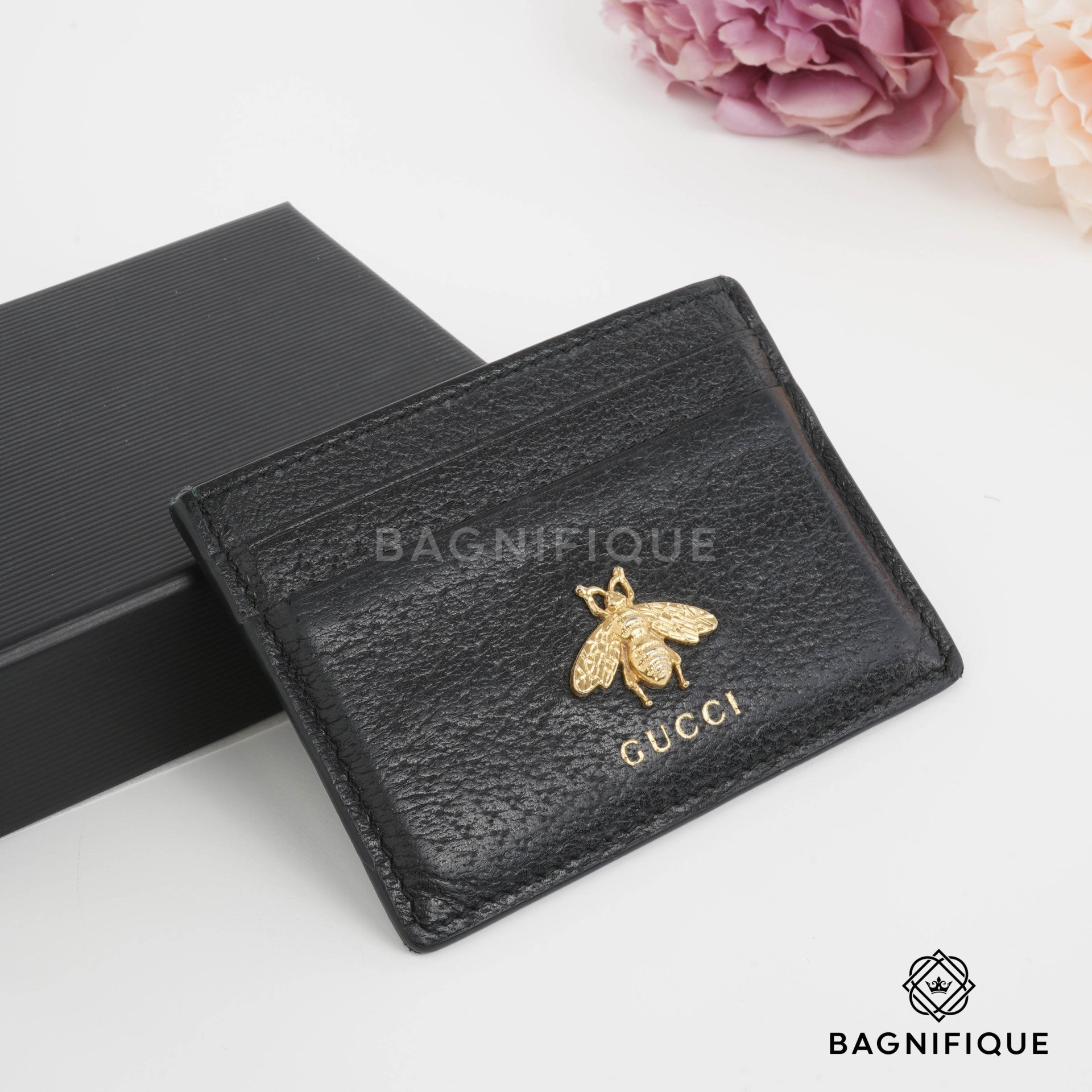 Gucci shop cardholder bee