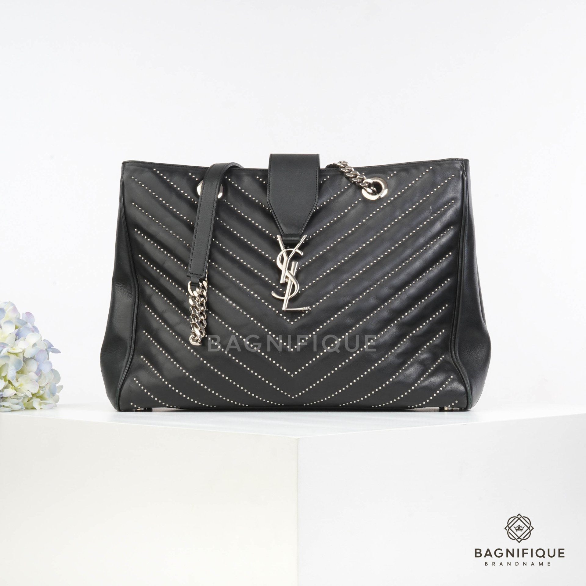 Ysl chevron online tote