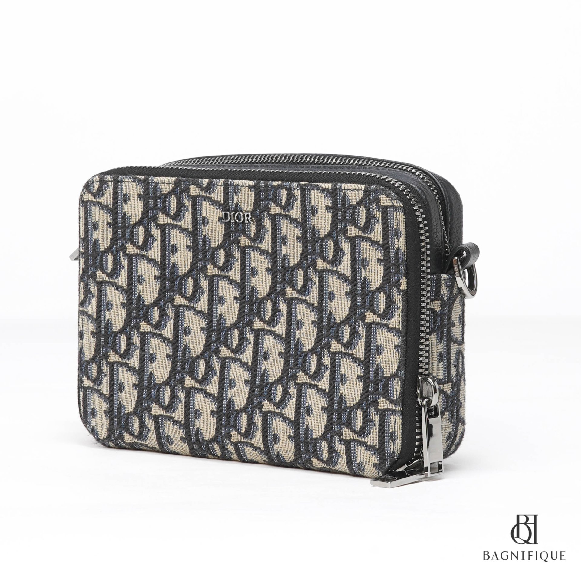 Dior pouch hotsell with strap
