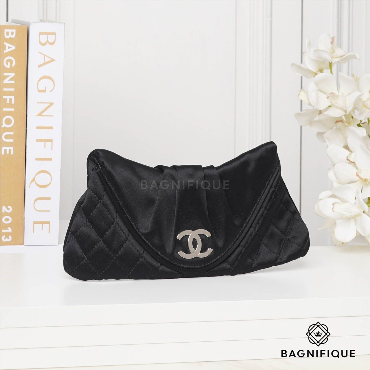 Chanel clutch hot sale bag black