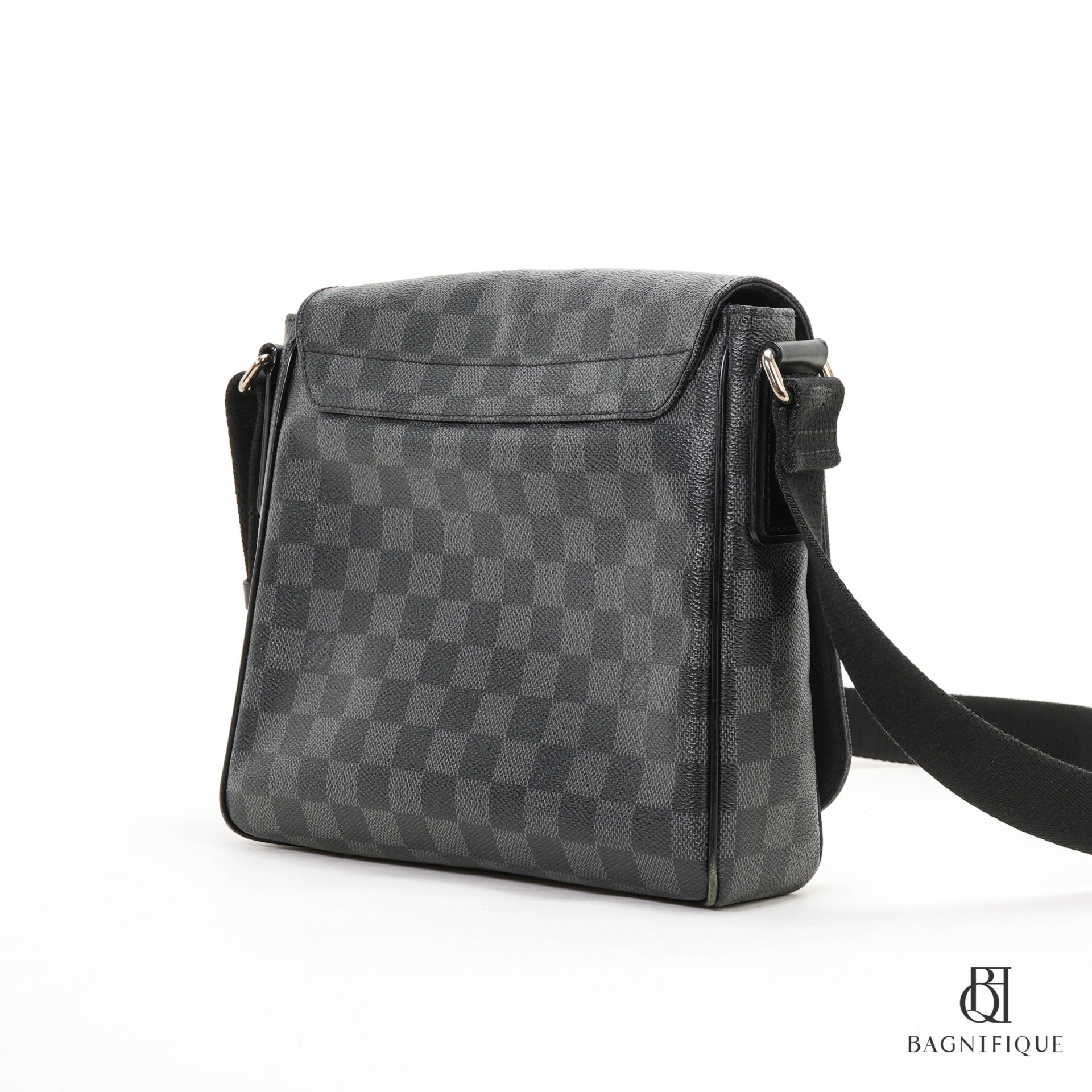 Louis vuitton messenger sales