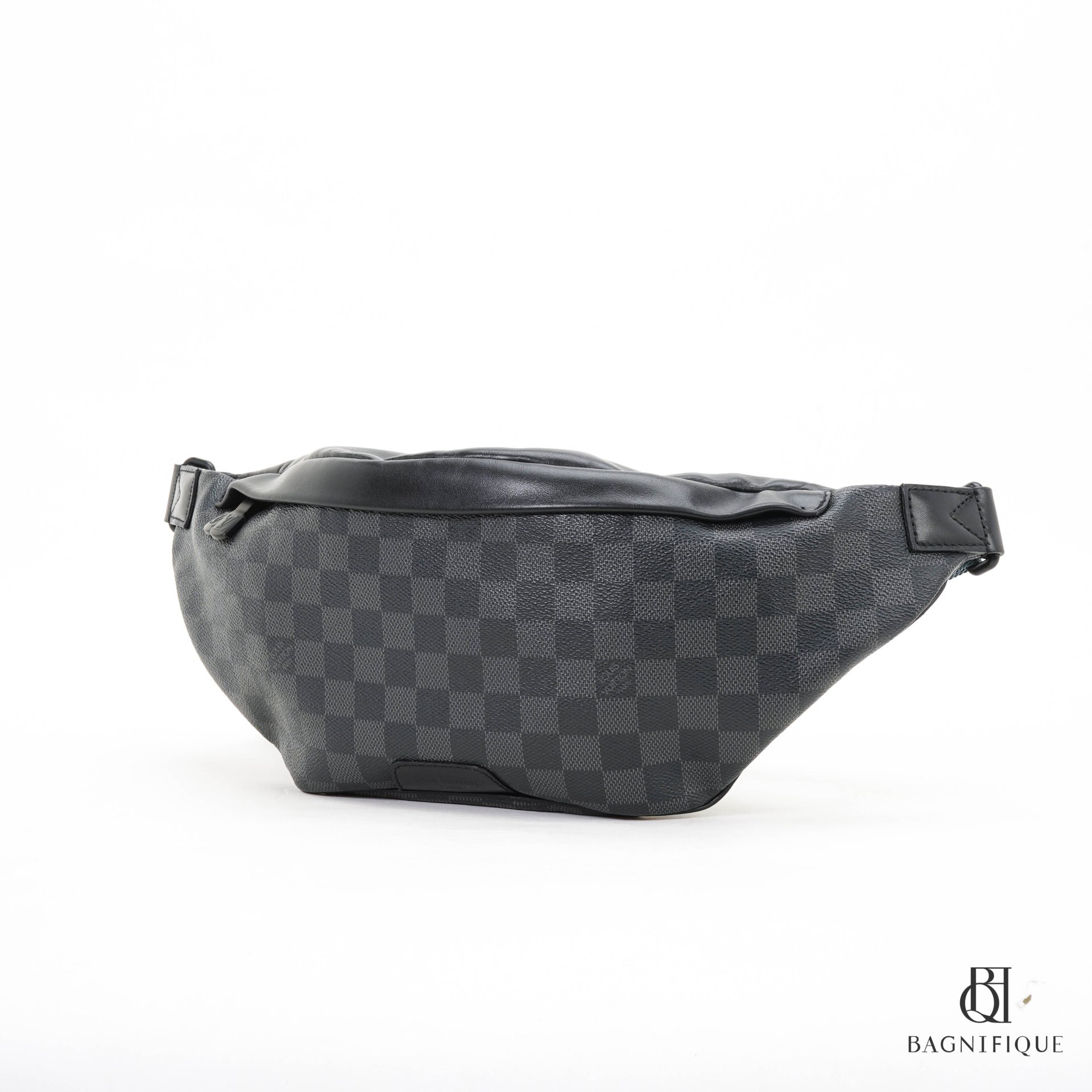 LOUIS VUITTON BUM BAG DISCOVERY PM BLACK DAMIER GRAPHITE CANVAS