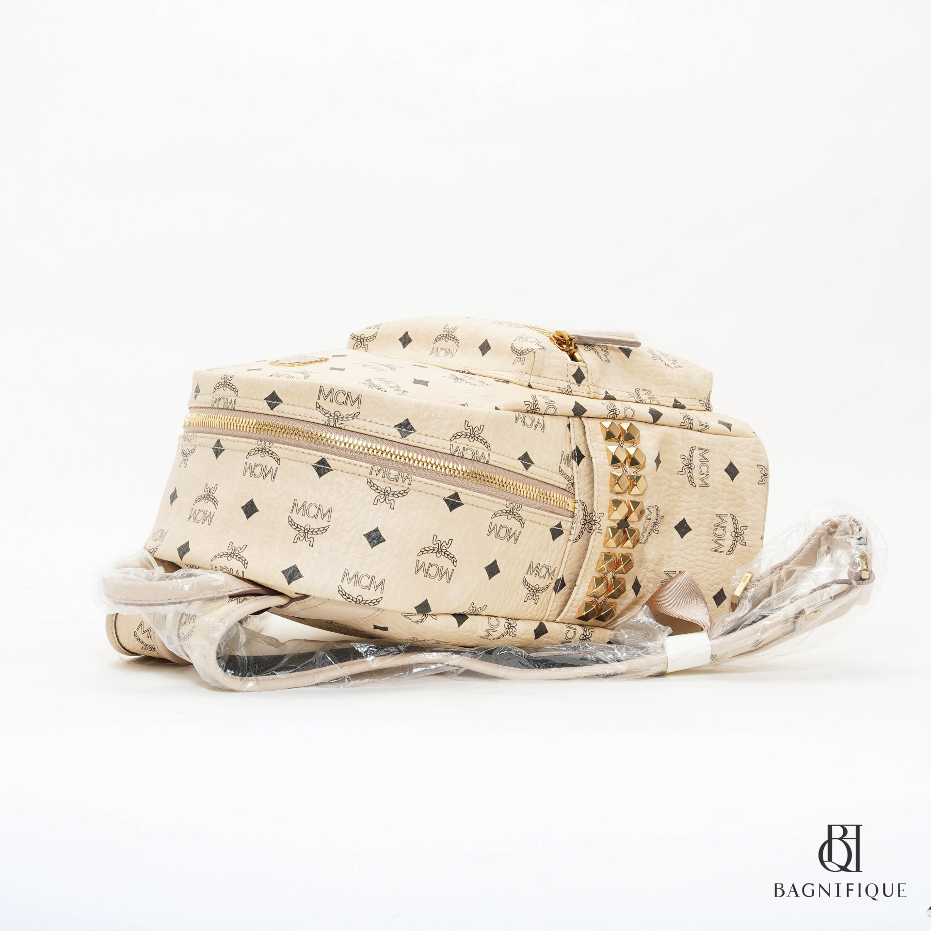 MCM BACKPACK MEDIUM BEIGE CALF GHW bagnifiquethailand