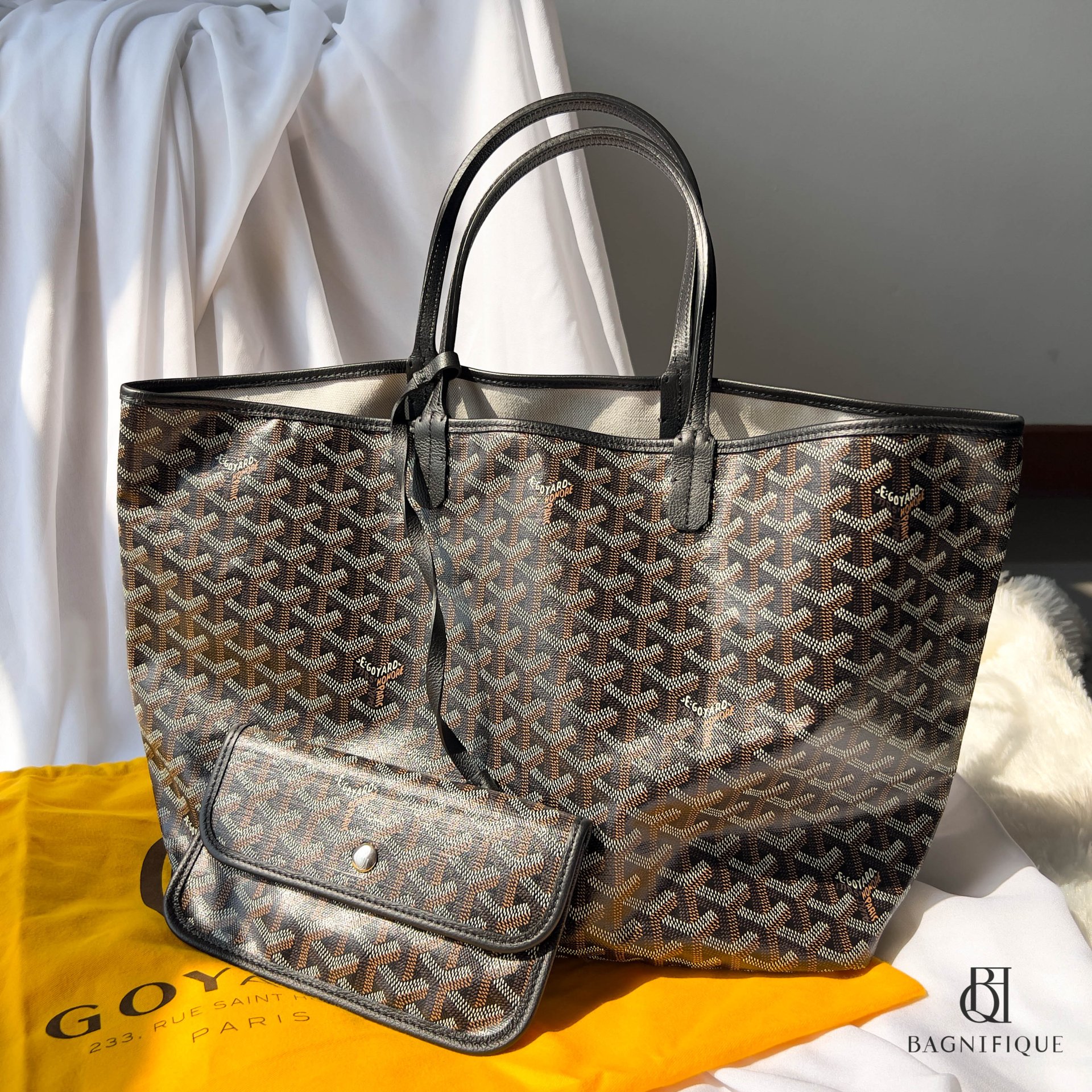 Goyard 233 clearance canvas