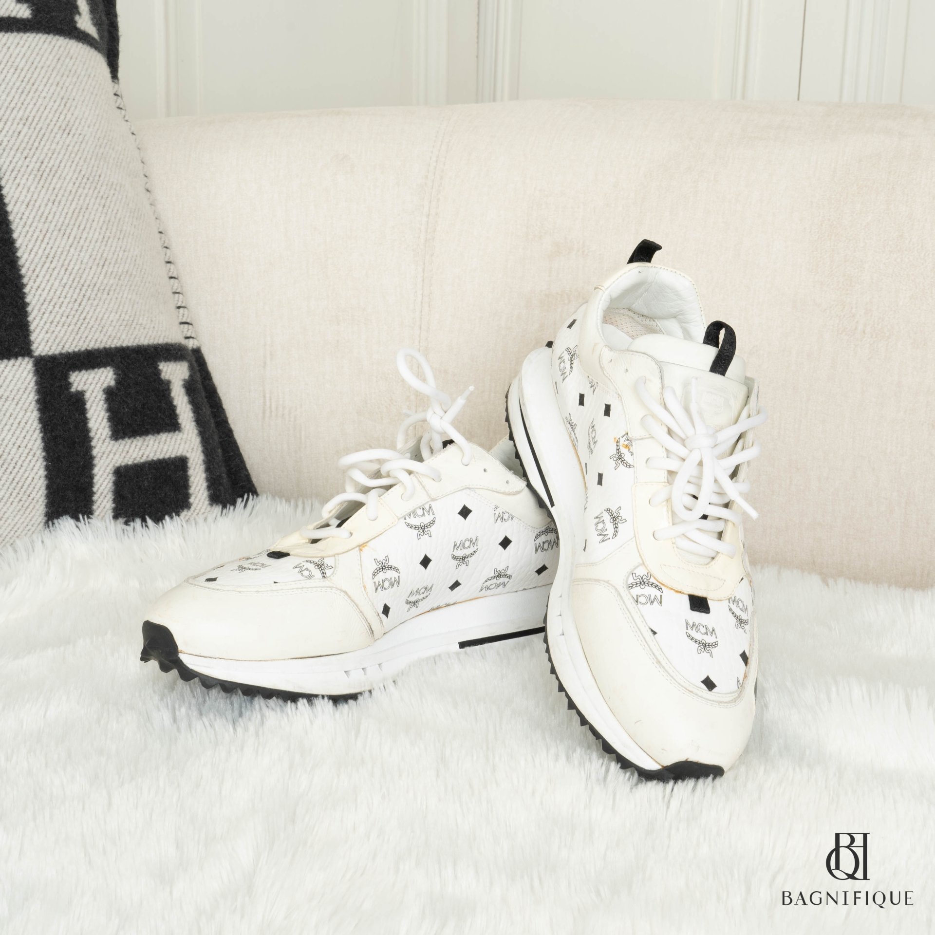 Mcm hot sale sneakers white