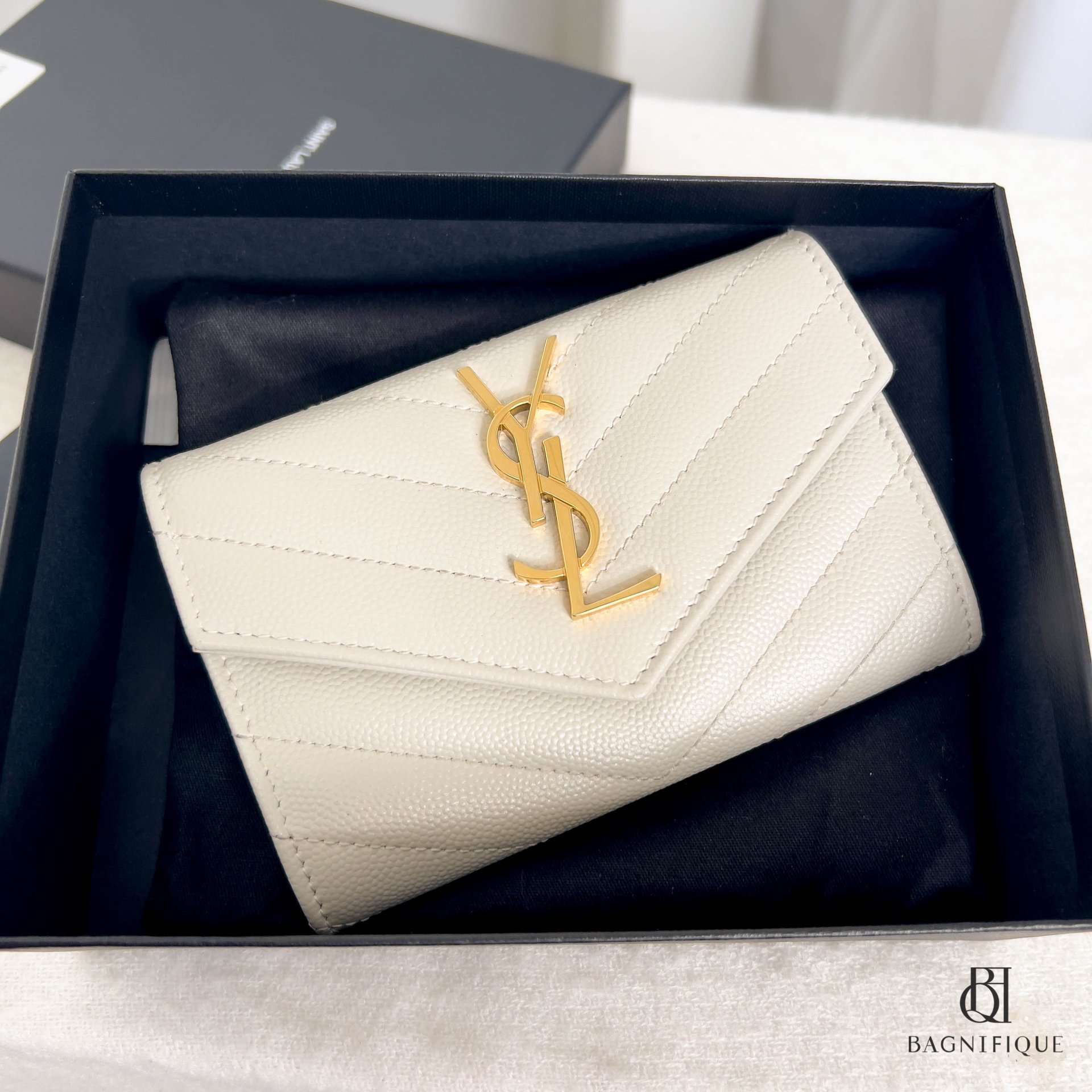 Ysl discount wallet white