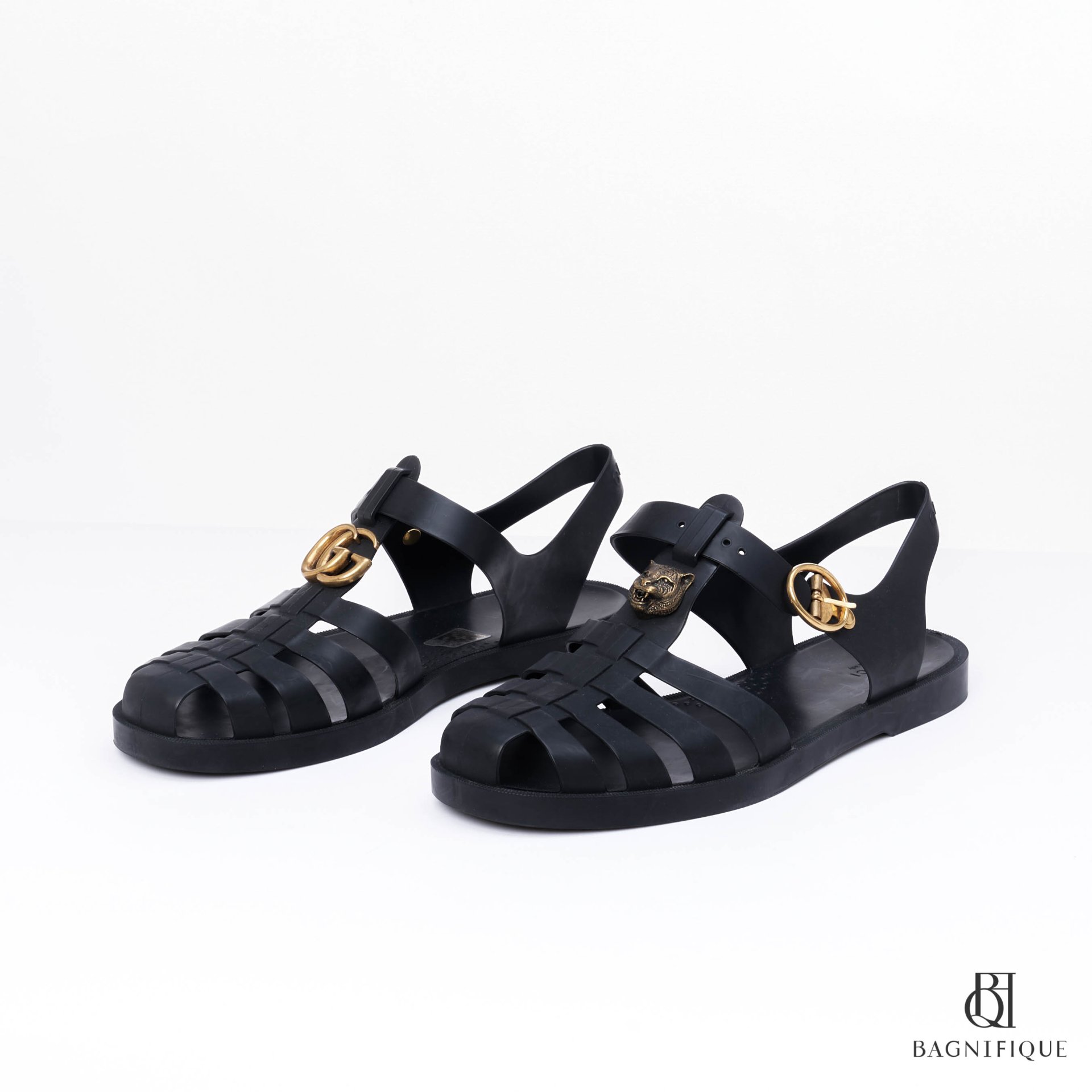 Sandal discount gucci tiger