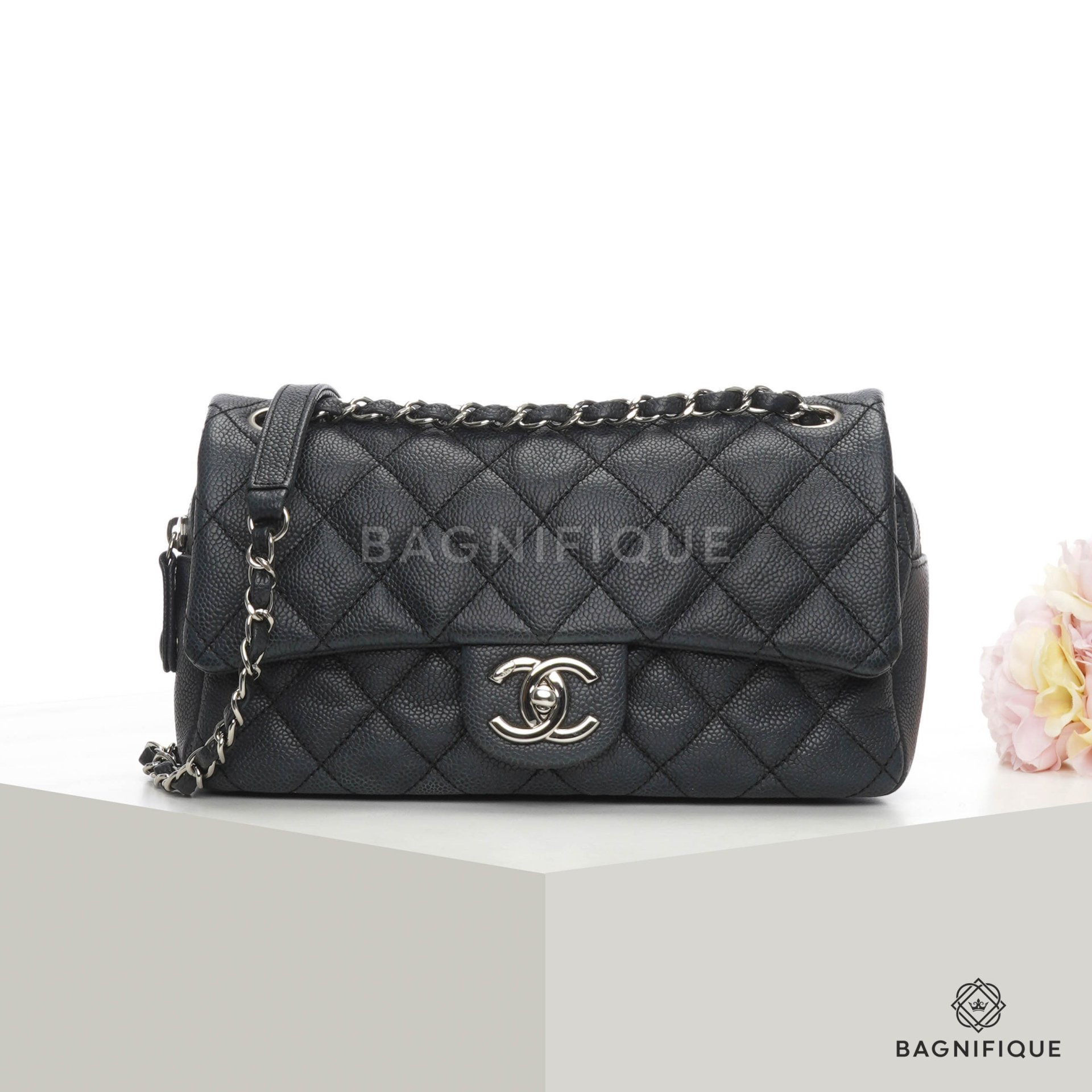 CHANEL EASY FLAP 10