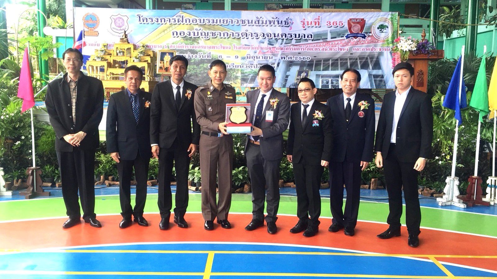 ดร. สิทธิวัตน์ กำกัดวงษ์ ประธานกรรมการบริหาร กลุ่มโรงพยาบาล IMH ดร. สิทธิวัตน์ กำกัดวงษ์ ประธานกรรมการบริหาร กลุ่มโรงพยาบาล IMH
