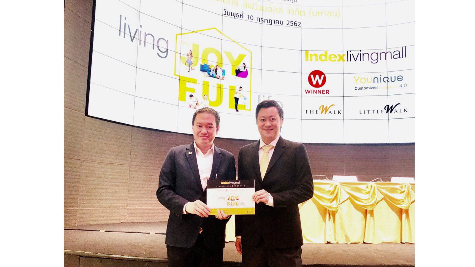 ดร. สิทธิวัตน์ กำกัดวงษ์ ประธานกรรมการบริหาร กลุ่มโรงพยาบาล IMH ดร. สิทธิวัตน์ กำกัดวงษ์ ประธานกรรมการบริหาร กลุ่มโรงพยาบาล IMH