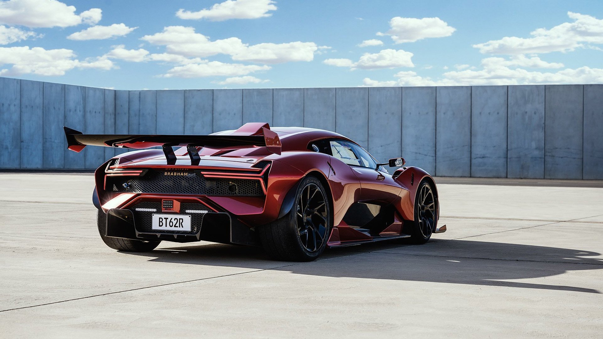 Brabham BT62R ไฮเปอร์คาร์ตัวแรงเวอร์ชั่นถนน มากับขุมพลัง V8 N/A เหมือนตัวแข่ง Brabham BT62R ไฮเปอร์คาร์ตัวแรงเวอร์ชั่นถนน มากับขุมพลัง V8 N/A เหมือนตัวแข่ง