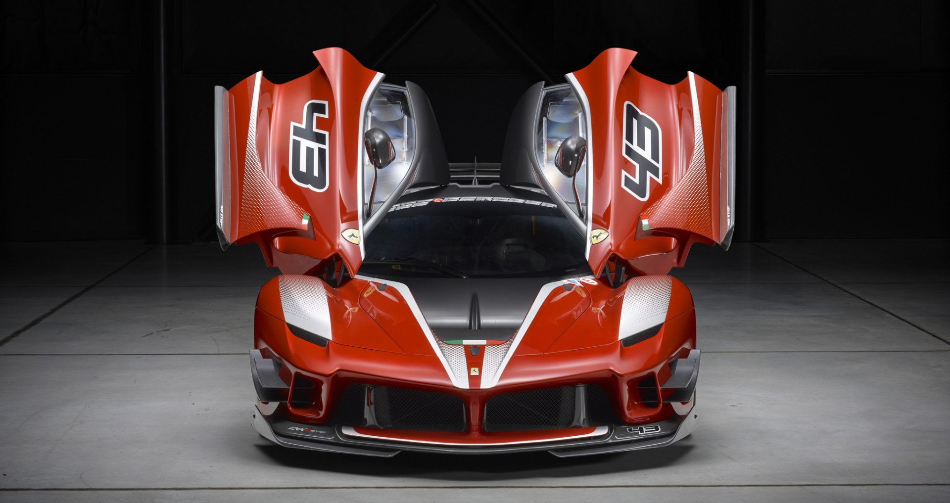 Ferrari XX Programme ฉลองครบรอบ 20 ปี รถแข่ง Ferrari ตัวเทพกว่า 40 คัน พร้อมลงสนาม!!