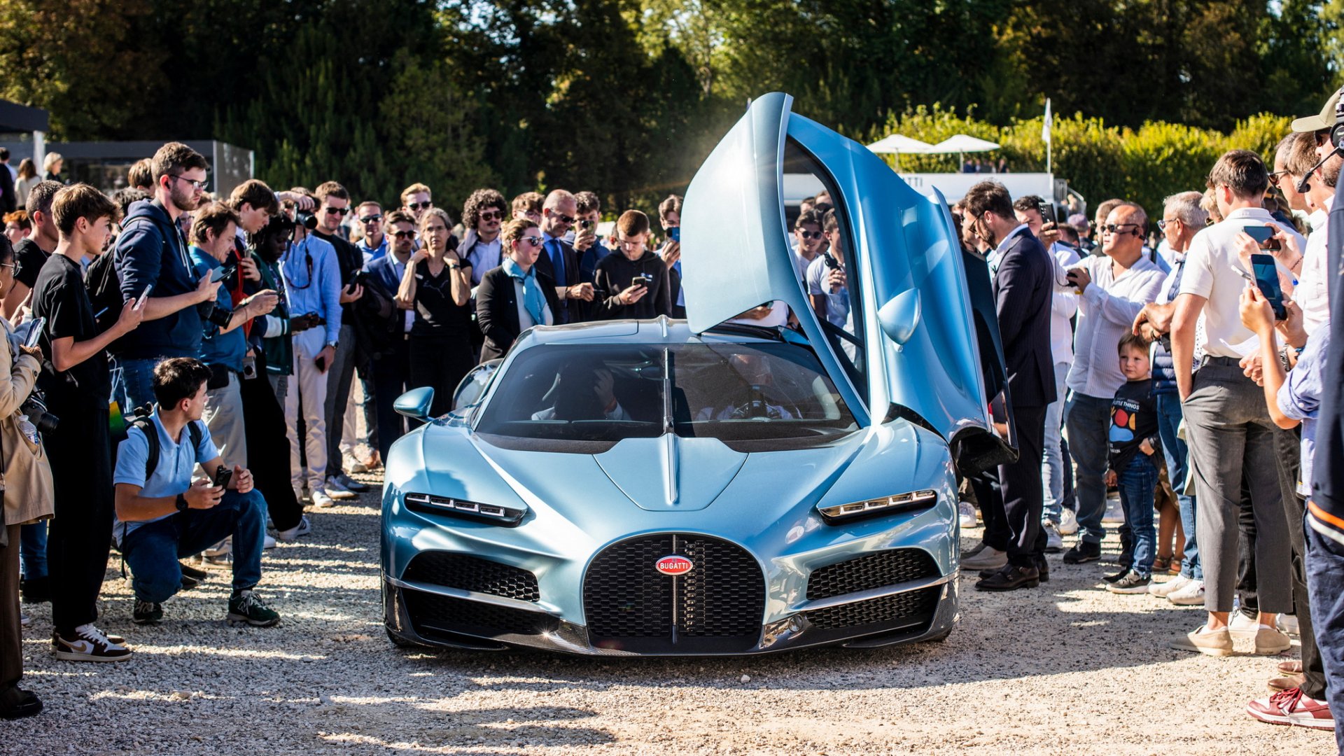 Bugatti Tourbillon โชว์ความงดงามที่งาน Chantilly Arts & Elegance Richard Mille 2024 