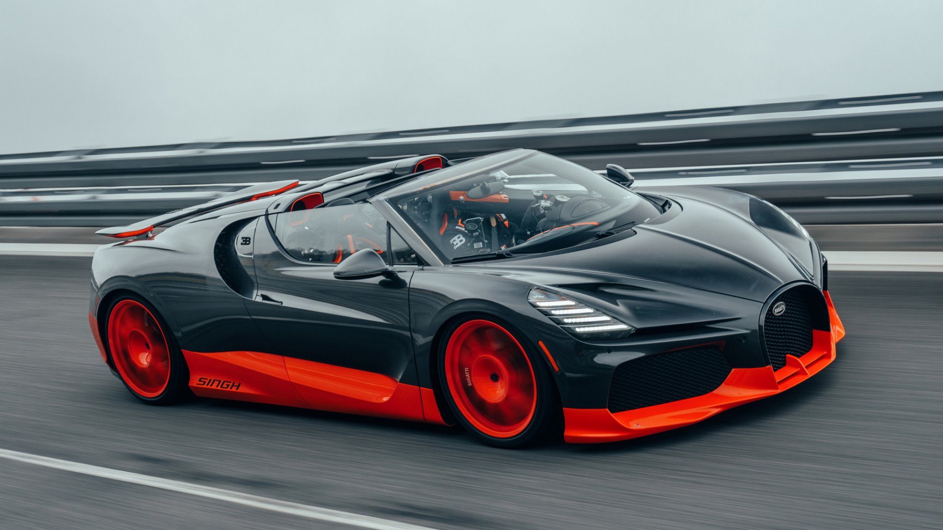 Bugatti W16 Mistral World Record คันเดียวในโลก!! ทำลายสถิติโลกรถเปิดประทุนด้วยความเร็ว 453.91 กม./ชม. Bugatti W16 Mistral World Record คันเดียวในโลก!! ทำลายสถิติโลกรถเปิดประทุนด้วยความเร็ว 453.91 กม./ชม.