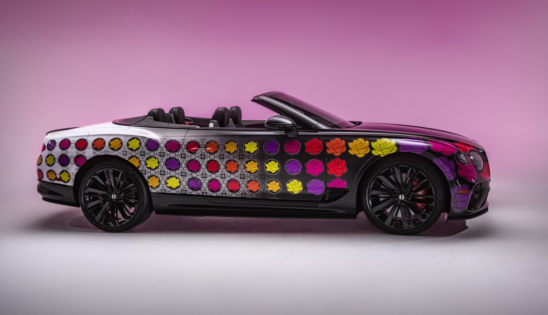 Bentley ร่วมกับมูลนิธิ SagerStrong สร้าง Continental GT Speed Convertible คันเดียวในโลก เพื่อเป็นเกียรติแก่ตำนานโฆษก Craig Sager Bentley ร่วมกับมูลนิธิ SagerStrong สร้าง Continental GT Speed Convertible คันเดียวในโลก เพื่อเป็นเกียรติแก่ตำนานโฆษก Craig Sager