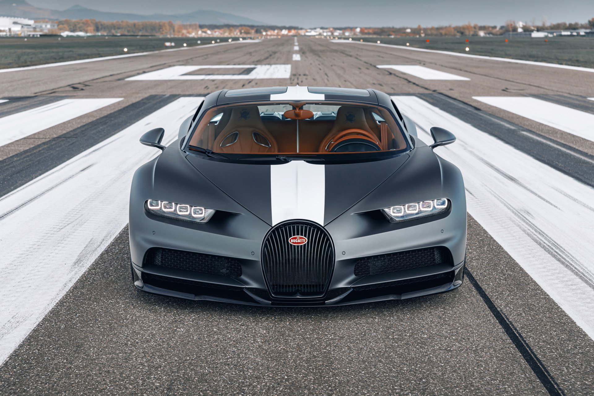20 คันเท่านั้น!! Bugatti เผยโฉม Chiron Sport “Les Légendes du Ciel”เป็นเกียรติแก่ตำนานบนอากาศ และภาคพื้นดิน