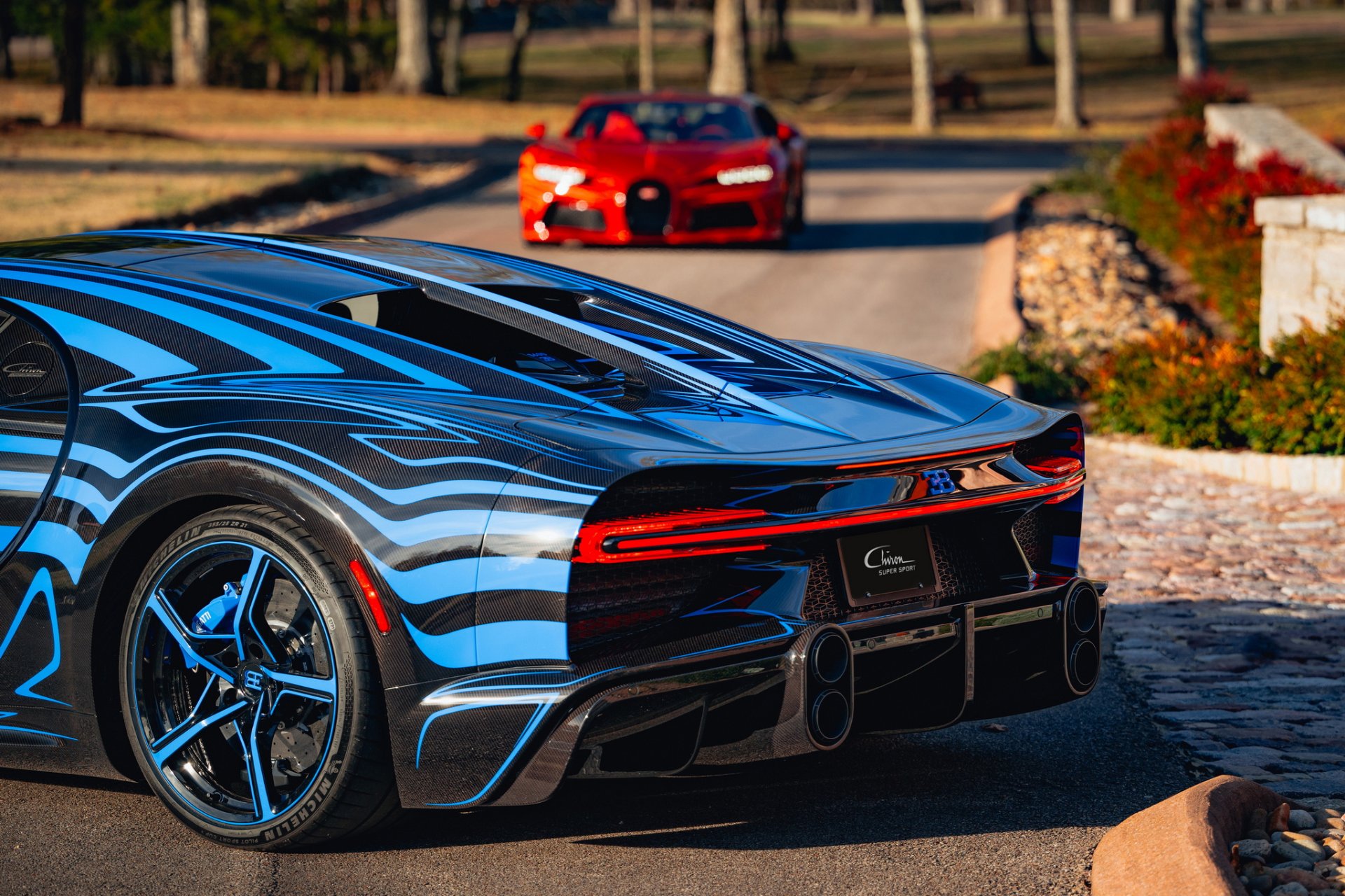 Bugatti Chiron Super Sport สองคัน สร้างพิเศษโดยคู่รักที่คลั่งไคล้ในบูกัตติ Bugatti Chiron Super Sport สองคัน สร้างพิเศษโดยคู่รักที่คลั่งไคล้ในบูกัตติ