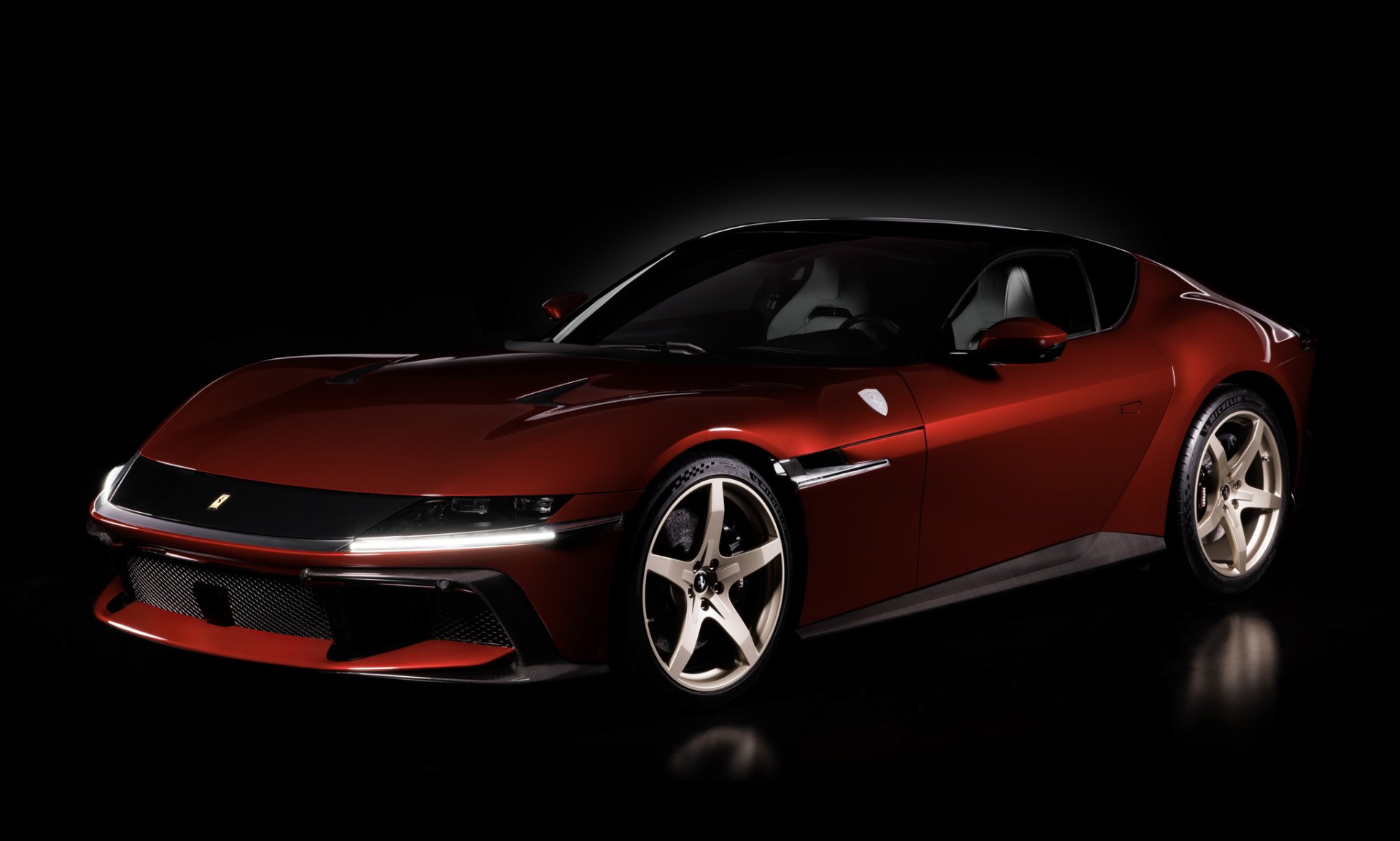 เปิดตัว!! Ferrari 12Cilindri Manuale เกียร์ธรรมดาที่ไม่ธรรมดา ผลิตแค่ 1,499 คัน