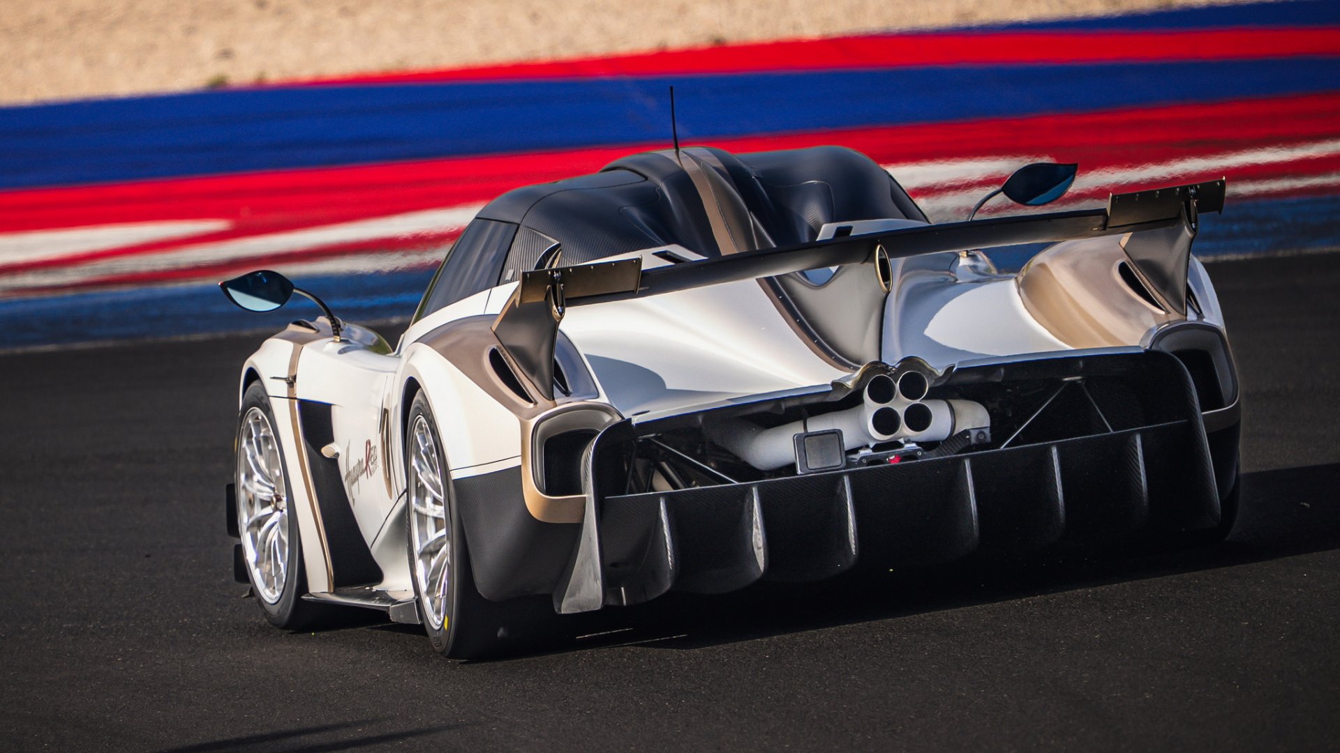 Pagani ลุยงาน MIMO Milano Monza Motor Show 2025 พร้อมเปิดตัวรถแข่ง Huayra R Evo Roadster