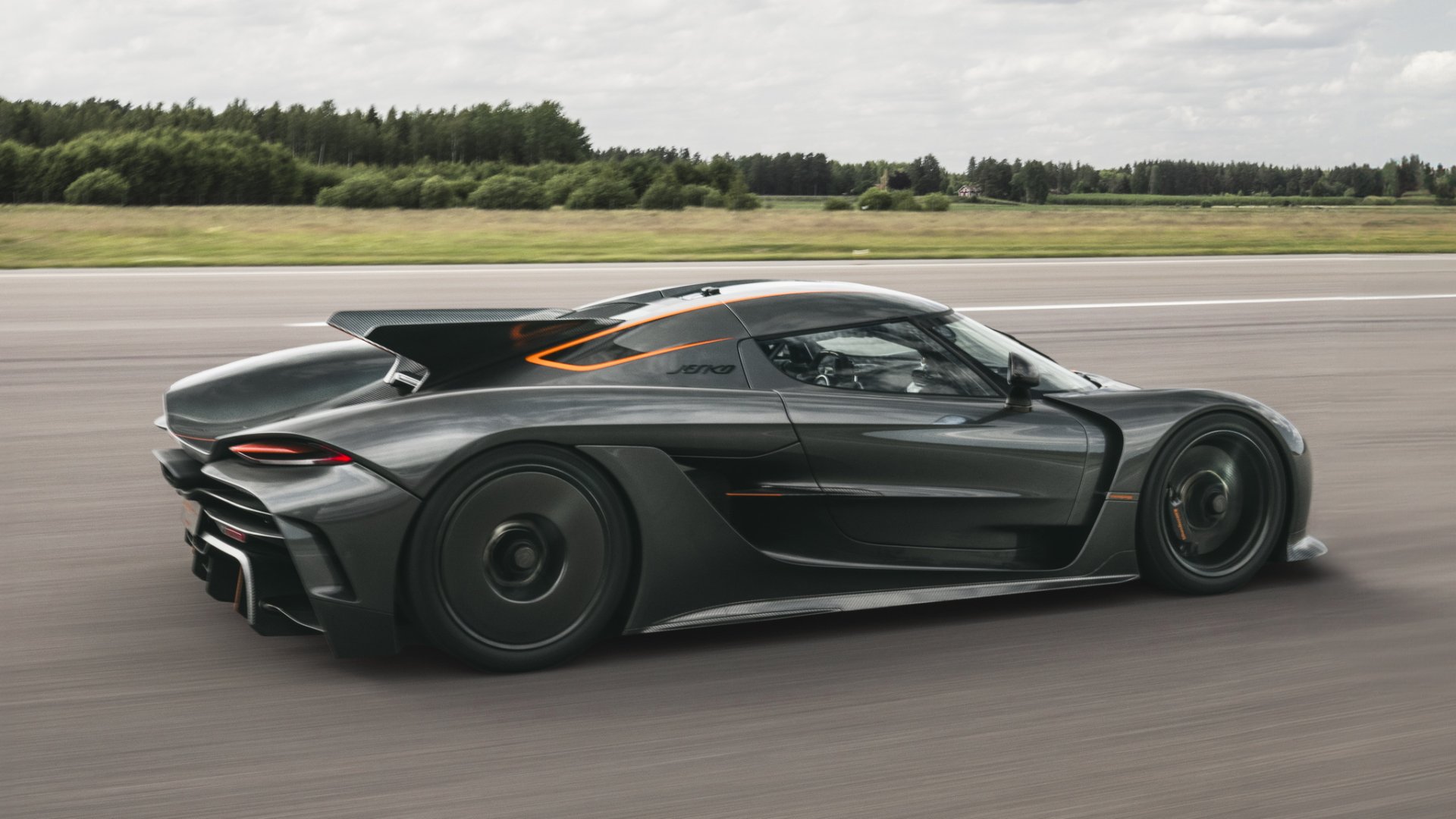 ชม Koenigsegg Jesko Absolut ครองสถิติโลกใหม่ 0-400-0 กม./ชม. 