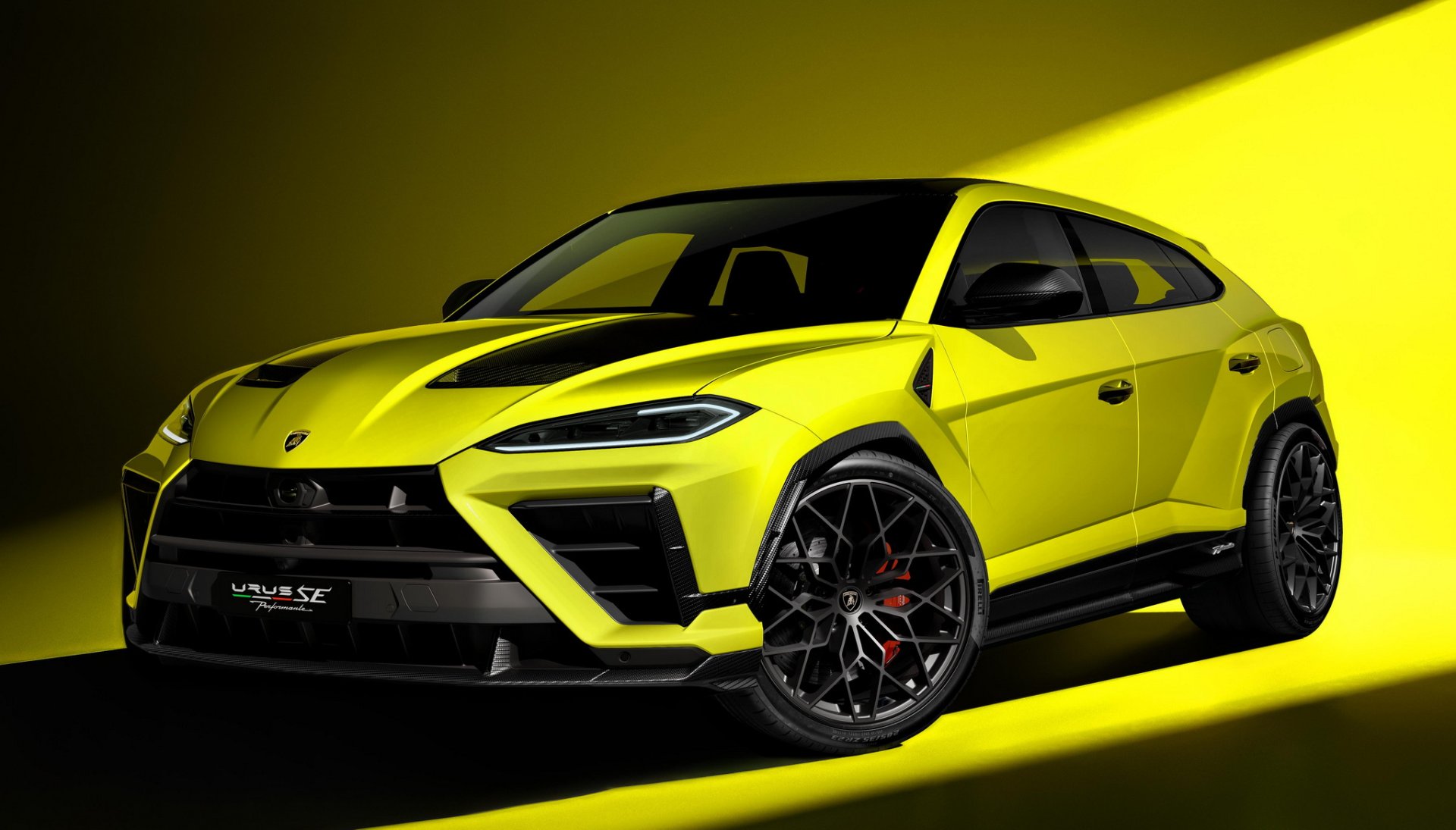 เผยโฉม!! Lamborghini Urus SE Performante แรงสุด จบสุดในขณะนี้