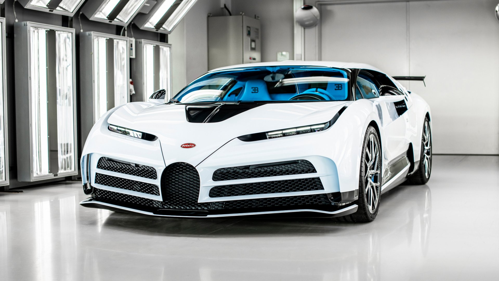 ส่งมอบแล้ว!! Bugatti Centodieci คันสุดท้าย มูลค่ากว่า 300 ล้านบาท