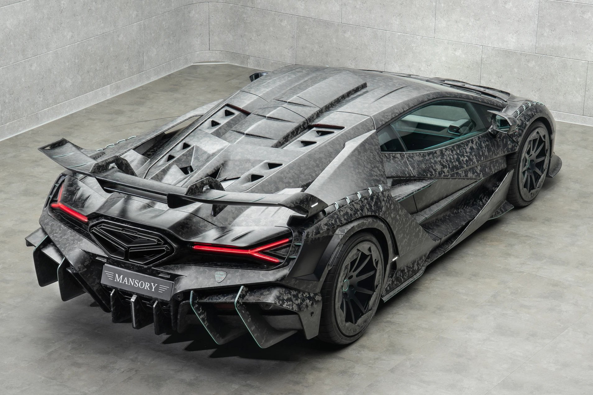 MANSORY Carbonado X ผลงานหนึ่งเดียวในโลกสำหรับ Lamborghini Revuelto 