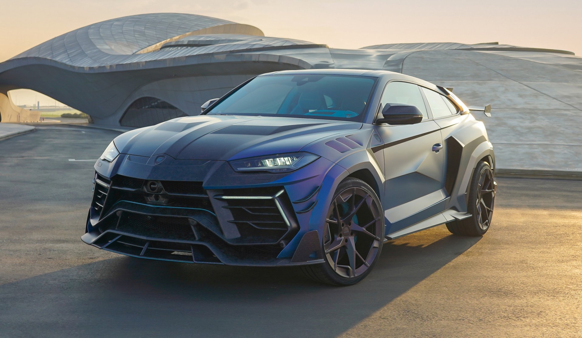 Lamborghini Urus กลายร่างเป็นรถคูเป้ 2 ประตู!! จัดเต็มโดย Mansory Lamborghini Urus กลายร่างเป็นรถคูเป้ 2 ประตู!! จัดเต็มโดย Mansory