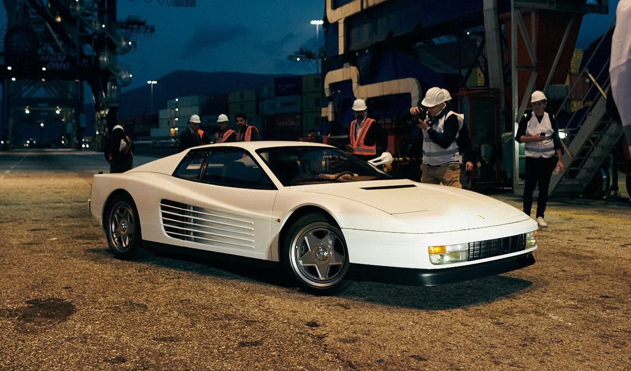 Ferrari Testarossa ไอ้หัวแดงยุค 80s ถูกนำมาฟื้นฟูอัพเกรดใหม่ โดย Officine Fioravanti  Ferrari Testarossa ไอ้หัวแดงยุค 80s ถูกนำมาฟื้นฟูอัพเกรดใหม่ โดย Officine Fioravanti