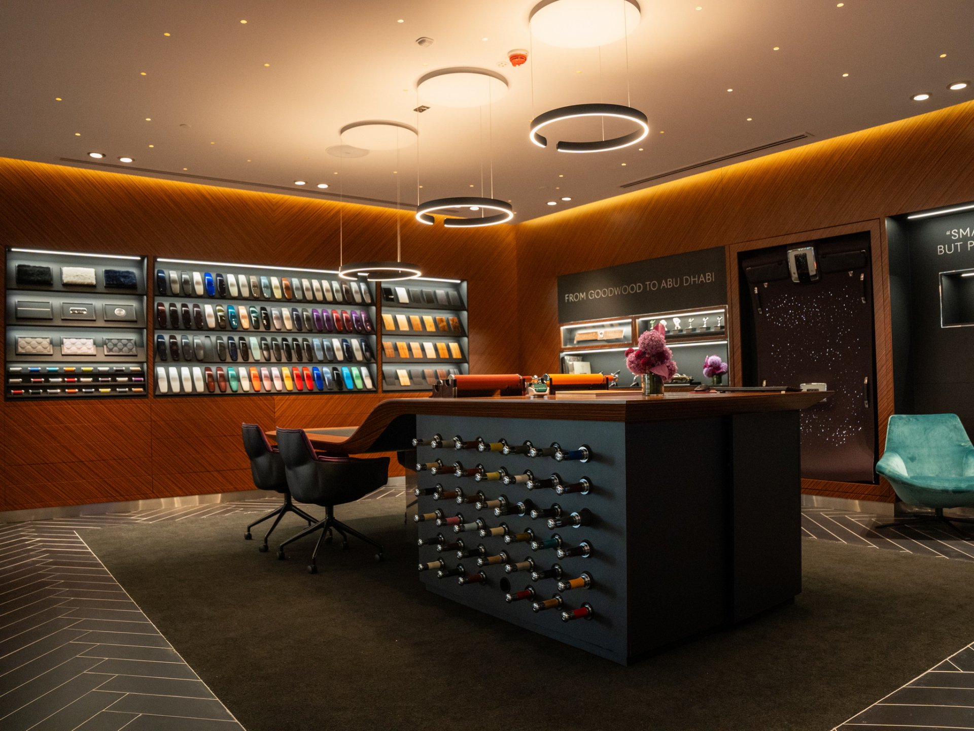 Rolls-Royce เปิดโชว์รูมแห่งใหม่สุดหรูใจกลางอาบูดาบี Rolls-Royce เปิดโชว์รูมแห่งใหม่สุดหรูใจกลางอาบูดาบี