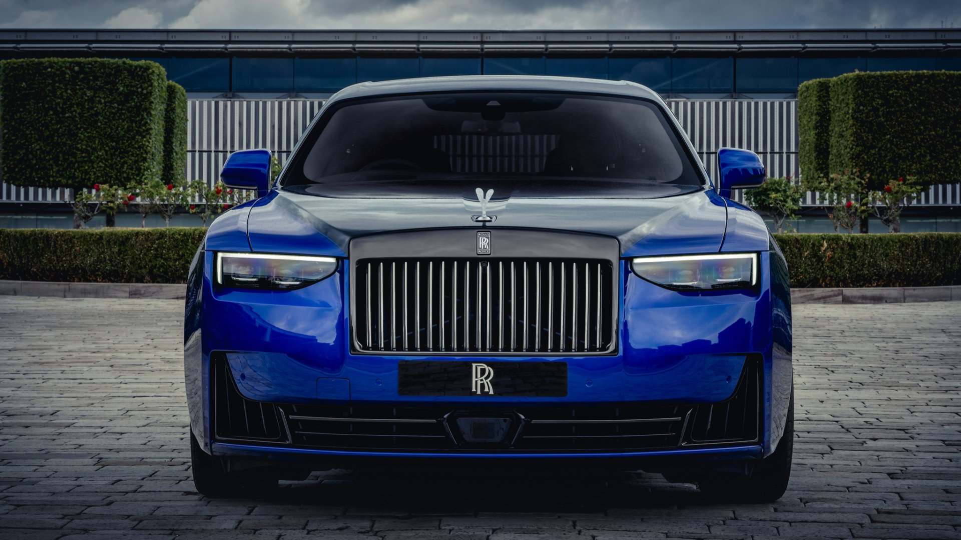 Rolls-Royce Black Badge Ghost Gamer สร้างพิเศษ แรงบันดาลใจจากเกม Arcade กราฟิกสไตล์ 8 บิต เอกลักษณ์ของยุค 80