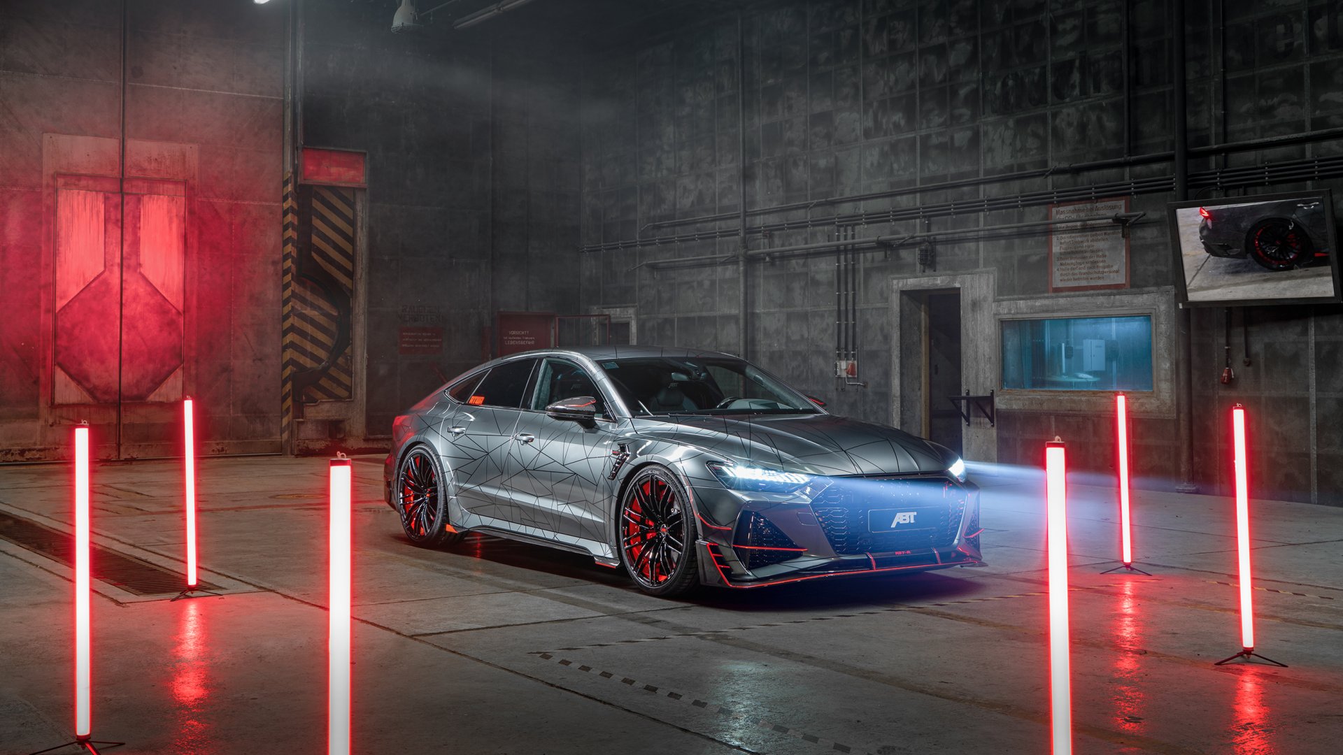 ABT RS7-R รุ่นปรับแต่งพิเศษ จำกัดเพียง 125 คัน ABT RS7-R รุ่นปรับแต่งพิเศษ จำกัดเพียง 125 คัน