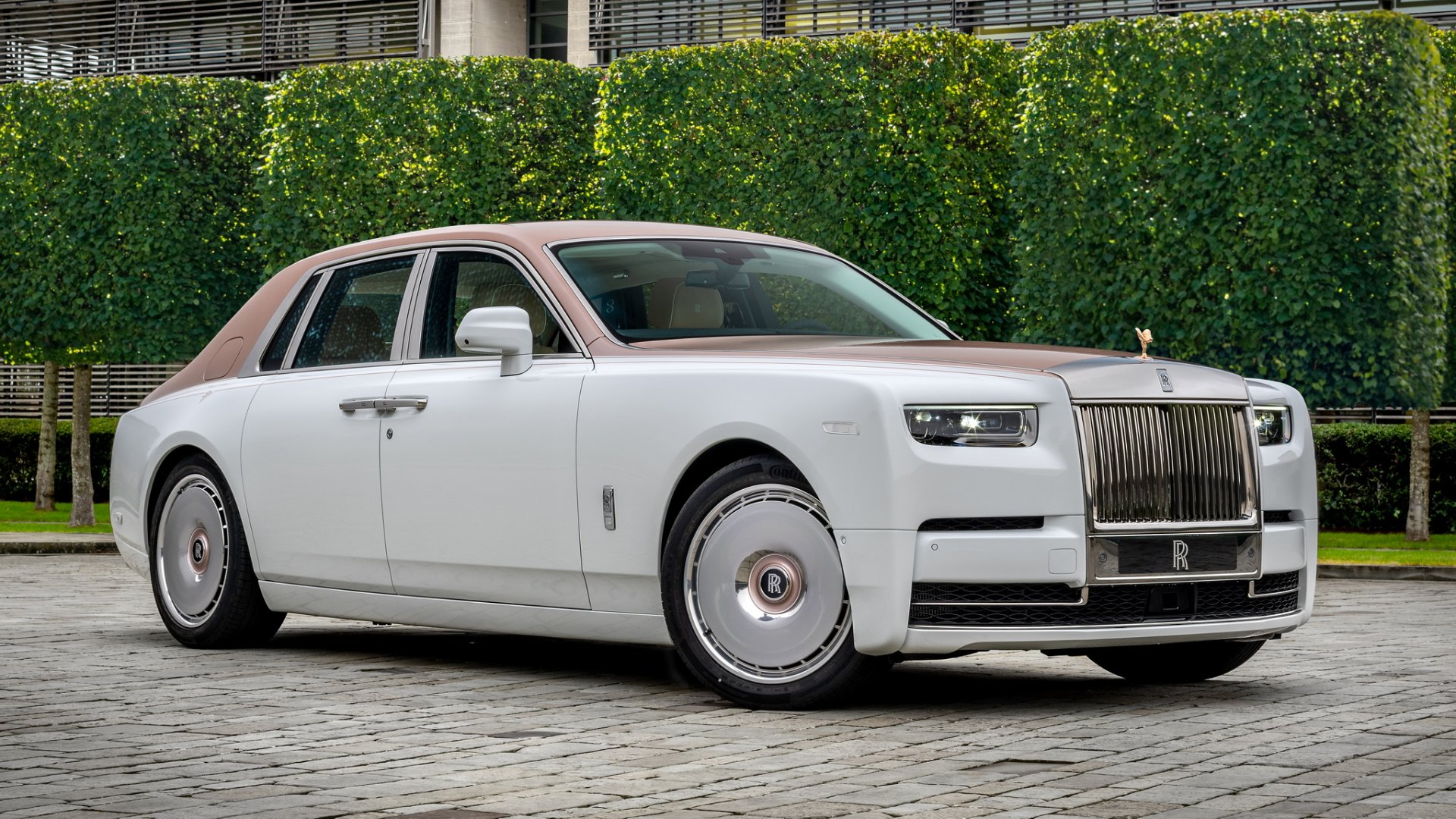 คันเดียวในโลก!! Rolls-Royce Phantom Dentelle แรงบันดาลใจจากผ้าลูกไม้ชั้นสูง