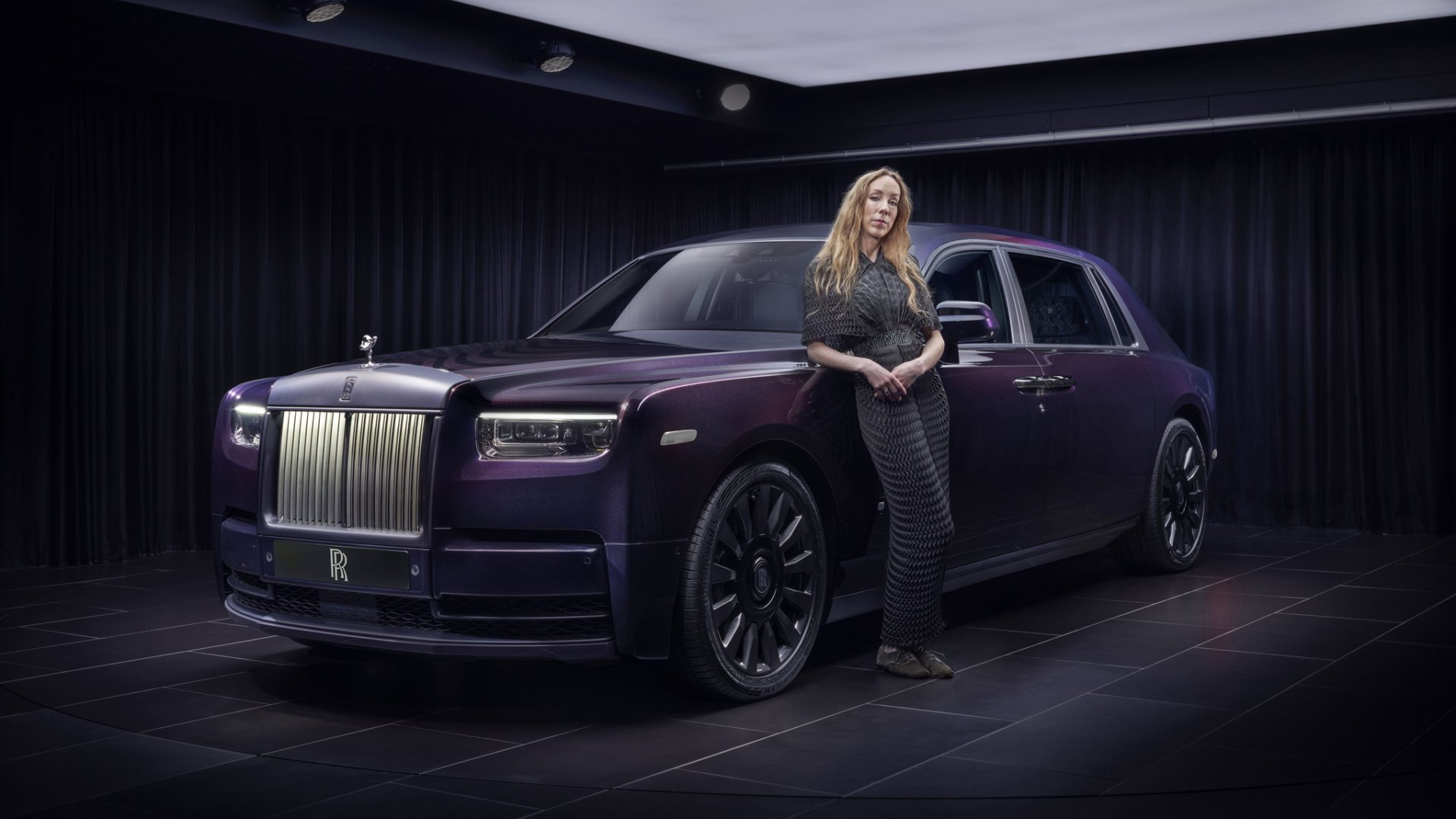 Rolls-Royce x Iris van Herpen เผยโฉม Phantom Syntopia คันเดียวในโลก!! 