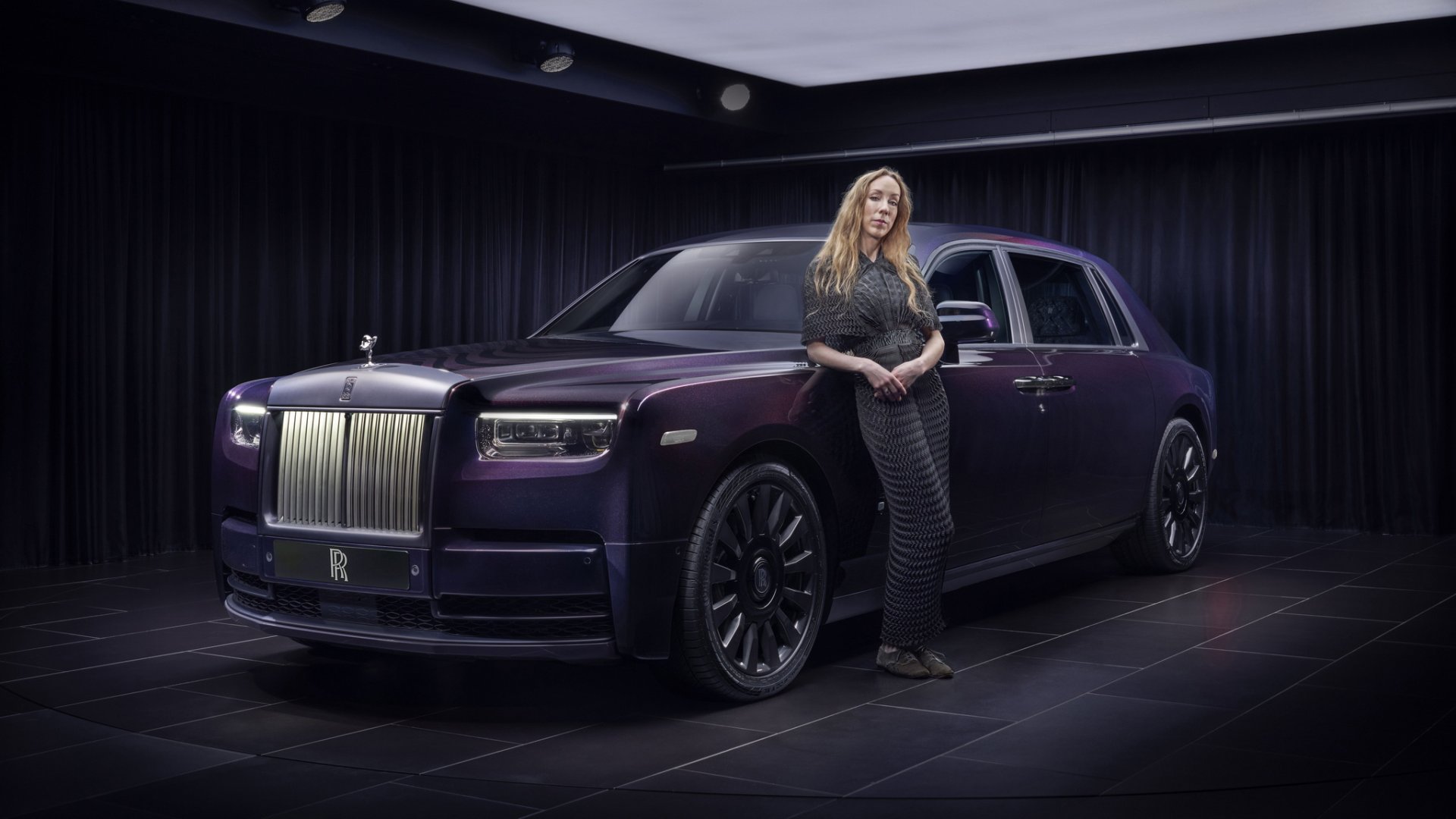 Rolls-Royce x Iris van Herpen เผยโฉม Phantom Syntopia คันเดียวในโลก!!  Rolls-Royce x Iris van Herpen เผยโฉม Phantom Syntopia คันเดียวในโลก!!
