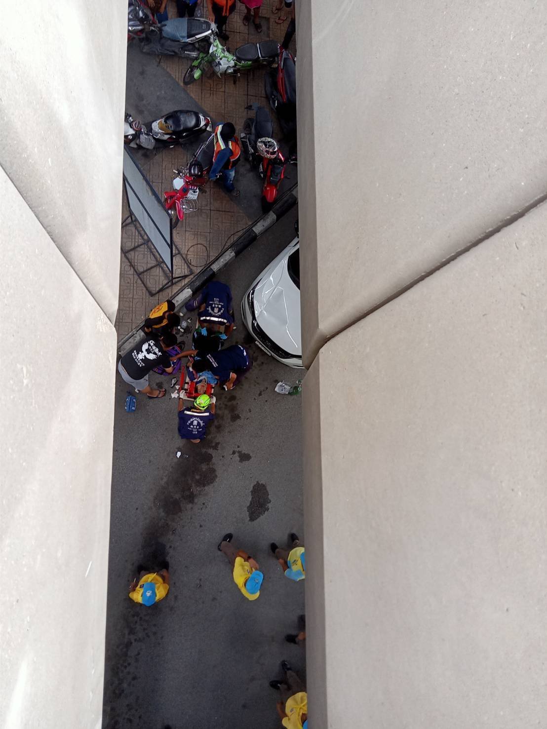 นนทบุรี คืบหน้าหญิงหล่นลงมาจากสะพานพระ 4 พบรถจยย.คนเจ็บบนสะพาน นนทบุรี คืบหน้าหญิงหล่นลงมาจากสะพานพระ 4 พบรถจยย.คนเจ็บบนสะพาน