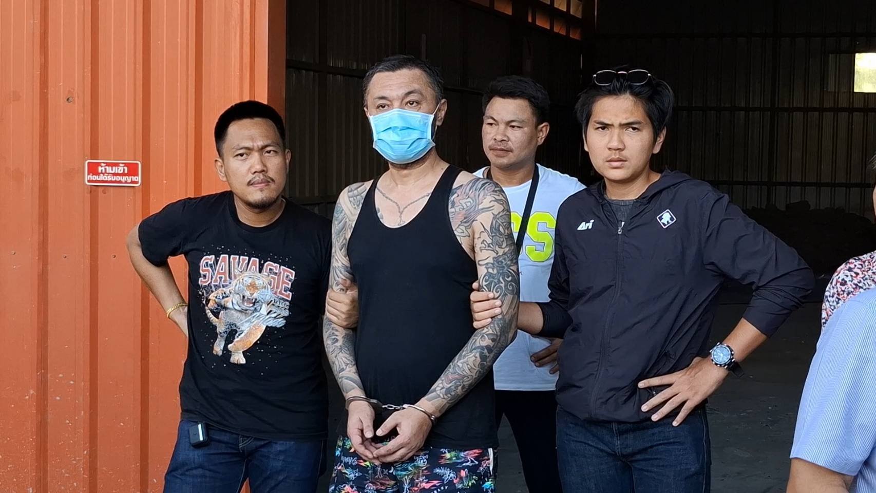 นนทบุรี/ตร.คุมตัว 2 ยากูซ่าโหดฆ่าหั้นศพเพื่อนร่วมชาติ ส่งฟ้องศาล นนทบุรี/ตร.คุมตัว 2 ยากูซ่าโหดฆ่าหั้นศพเพื่อนร่วมชาติ ส่งฟ้องศาล