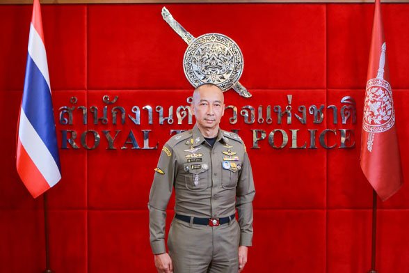 ผบ.ตร. ย้ำให้ตำรวจอุทิศเวลาเพื่อประชาชน ไม่ต้องดูแล ผบ.ตร. และ ผู้บังคับบัญชา ผบ.ตร. ย้ำให้ตำรวจอุทิศเวลาเพื่อประชาชน ไม่ต้องดูแล ผบ.ตร. และ ผู้บังคับบัญชา