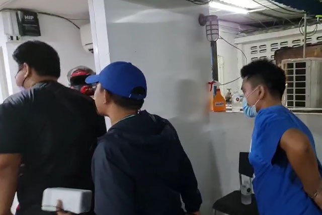 สืบฯลุมพินี รวบแล้ว 4 ชายฉกรรจ์เรียกเก็บค่าคุ้มครอง