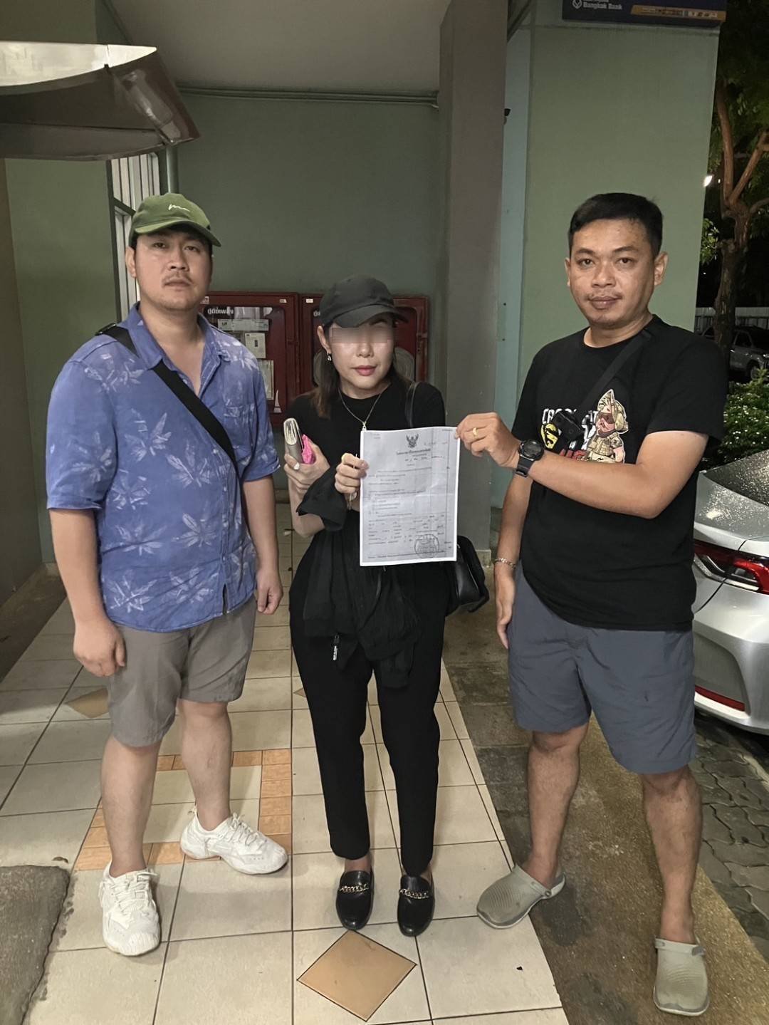 รวบ เอมี่ กระเทยแสบ หลอกตุ๋นเงินชาวญี่ปุ่นสูญเงินกว่าสิบล้าน พบประวัติอื้อ! ก่อเหตุนานกว่า 10 ปี รวบ เอมี่ กระเทยแสบ หลอกตุ๋นเงินชาวญี่ปุ่นสูญเงินกว่าสิบล้าน พบประวัติอื้อ! ก่อเหตุนานกว่า 10 ปี