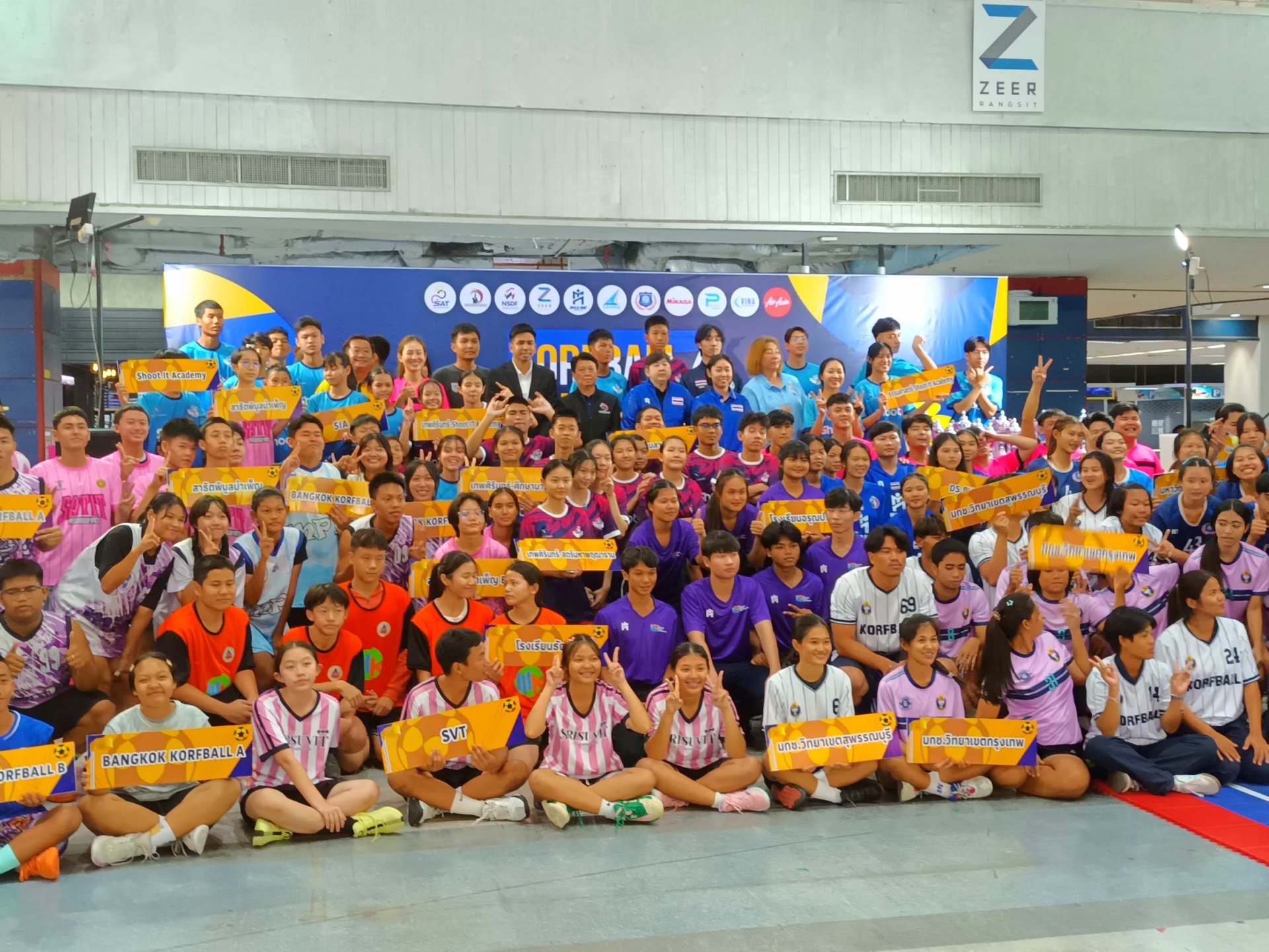 34 ทีมร่วมล่าแชมป์คอร์ฟบอล ปทท.   มกช.กรุงเทพ เฉือน ม.นอร์ธ 11-10  34 ทีมร่วมล่าแชมป์คอร์ฟบอล ปทท.   มกช.กรุงเทพ เฉือน ม.นอร์ธ 11-10