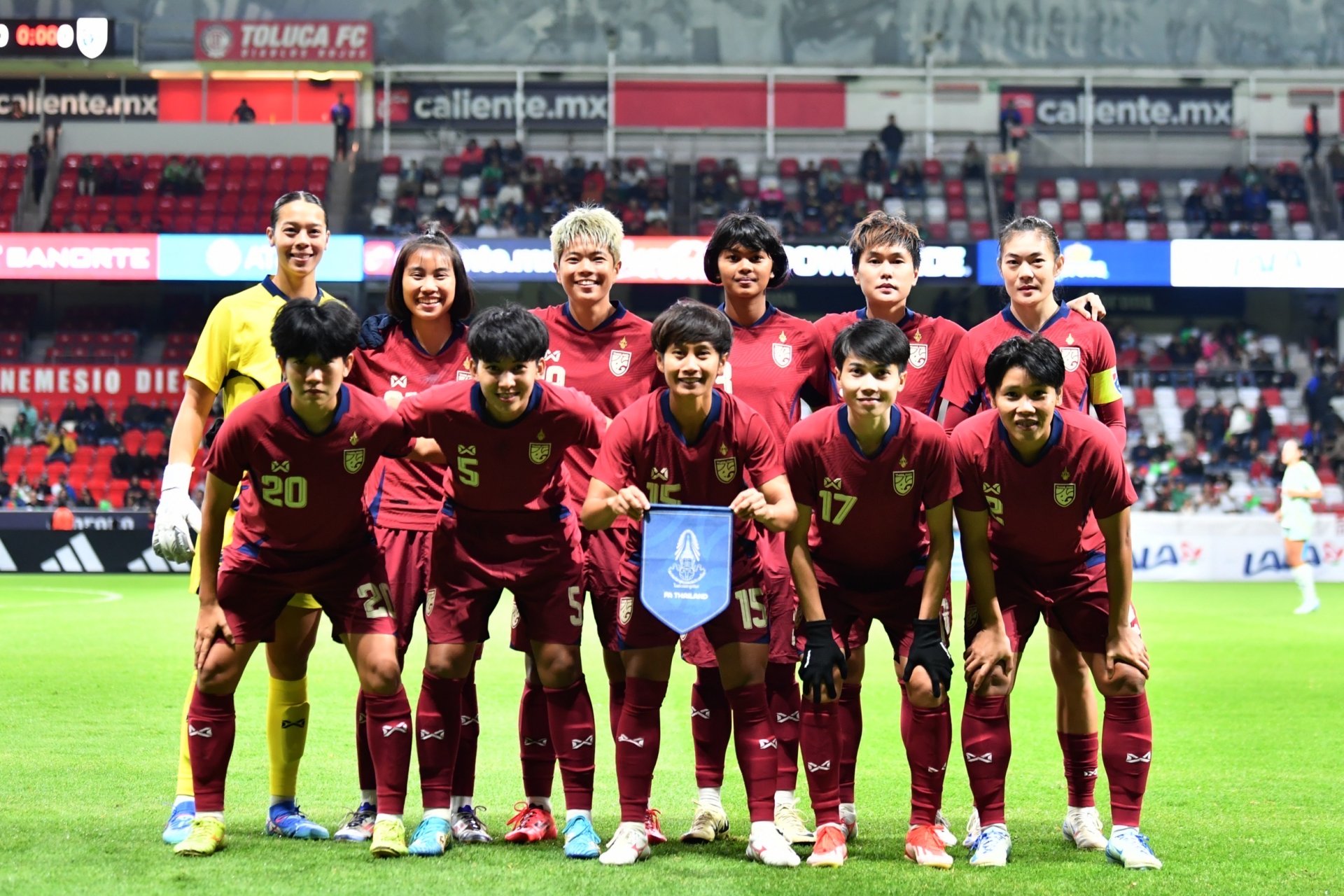 OFFICIAL ประกาศ : รายชื่อ 30 แข้ง ฟุตบอลหญิงทีมชาติไทย เก็บตัวฝึกซ้อม เตรียมลุยศึก Pink Ladies Cup ที่ยูเออี