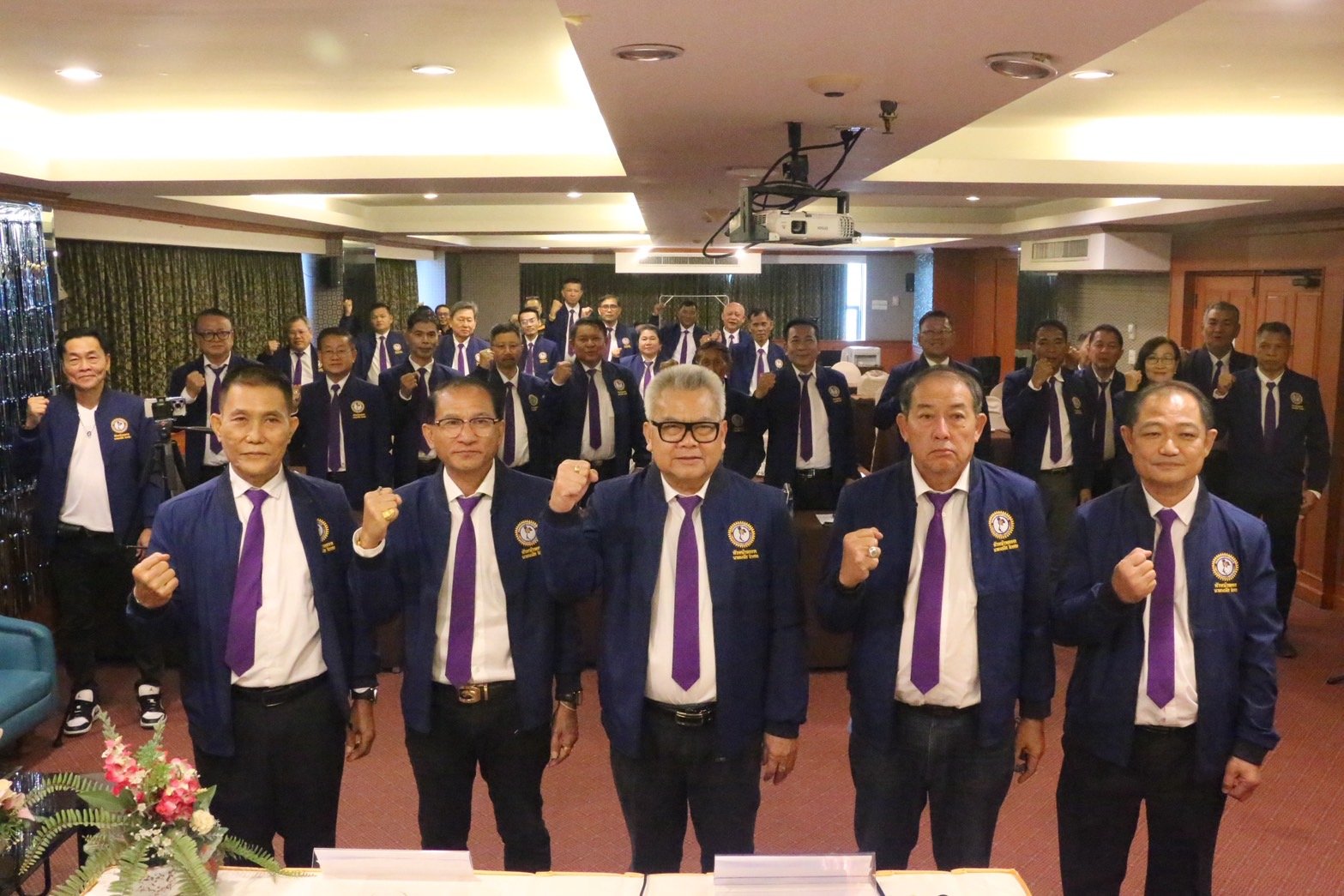 "พรรคแรงงานสร้างชาติ เปิดตัวขุมกำลังผู้สมัคร ส.ส. สู้ศึกเลือกตั้ง"