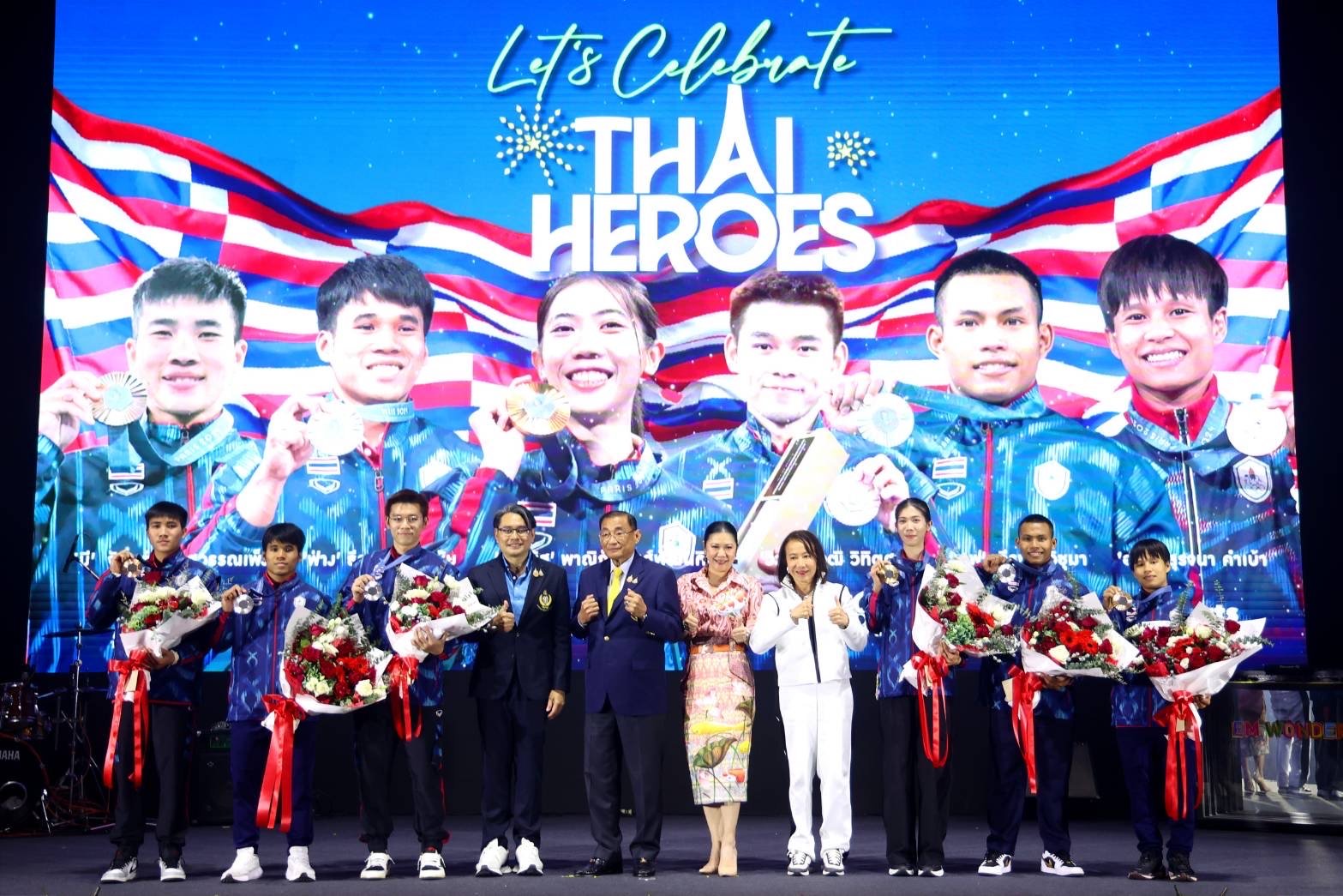 กลุ่มบริษัท เดอะมอลล์ กรุ๊ป จับมือ ภาครัฐ-เอกชน จัดฉลองชัย "LET' S CELEBRATE THAI HEROES"