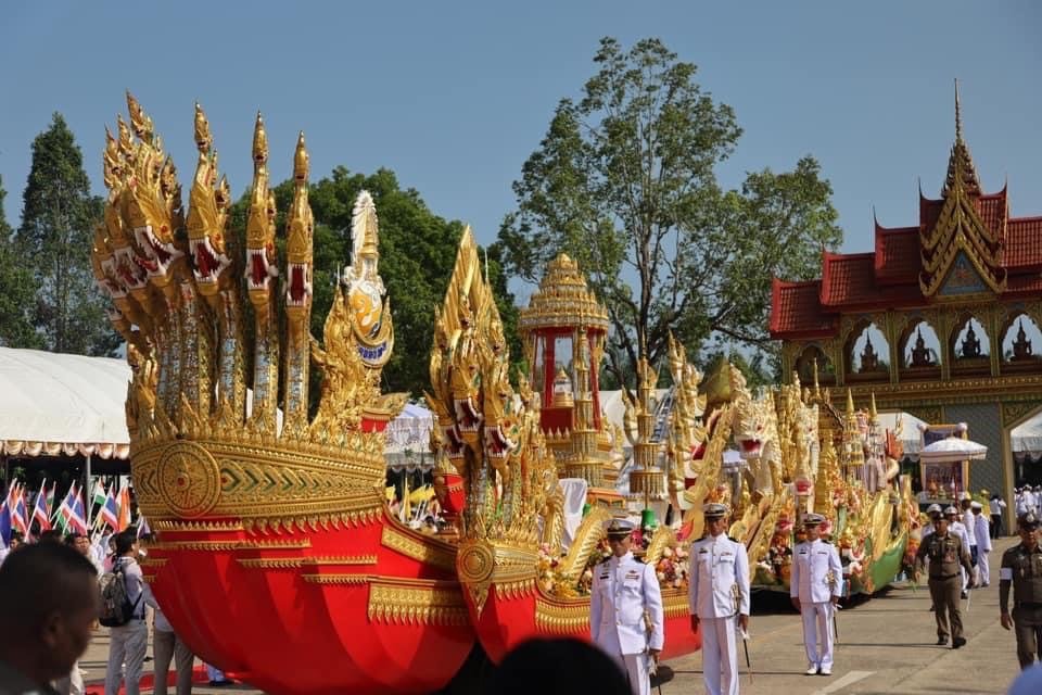 ชาวกระบี่ พร้อมรับการอัญเชิญพระบรมสารีริกธาตุและพระอรหันตธาตุฯ ชาวกระบี่ พร้อมรับการอัญเชิญพระบรมสารีริกธาตุและพระอรหันตธาตุฯ